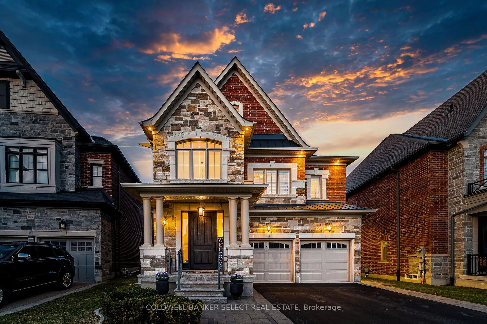 Photo 2 of 161 Cranbrook Crescent, Vaughan, Kleinburg — HOMEH