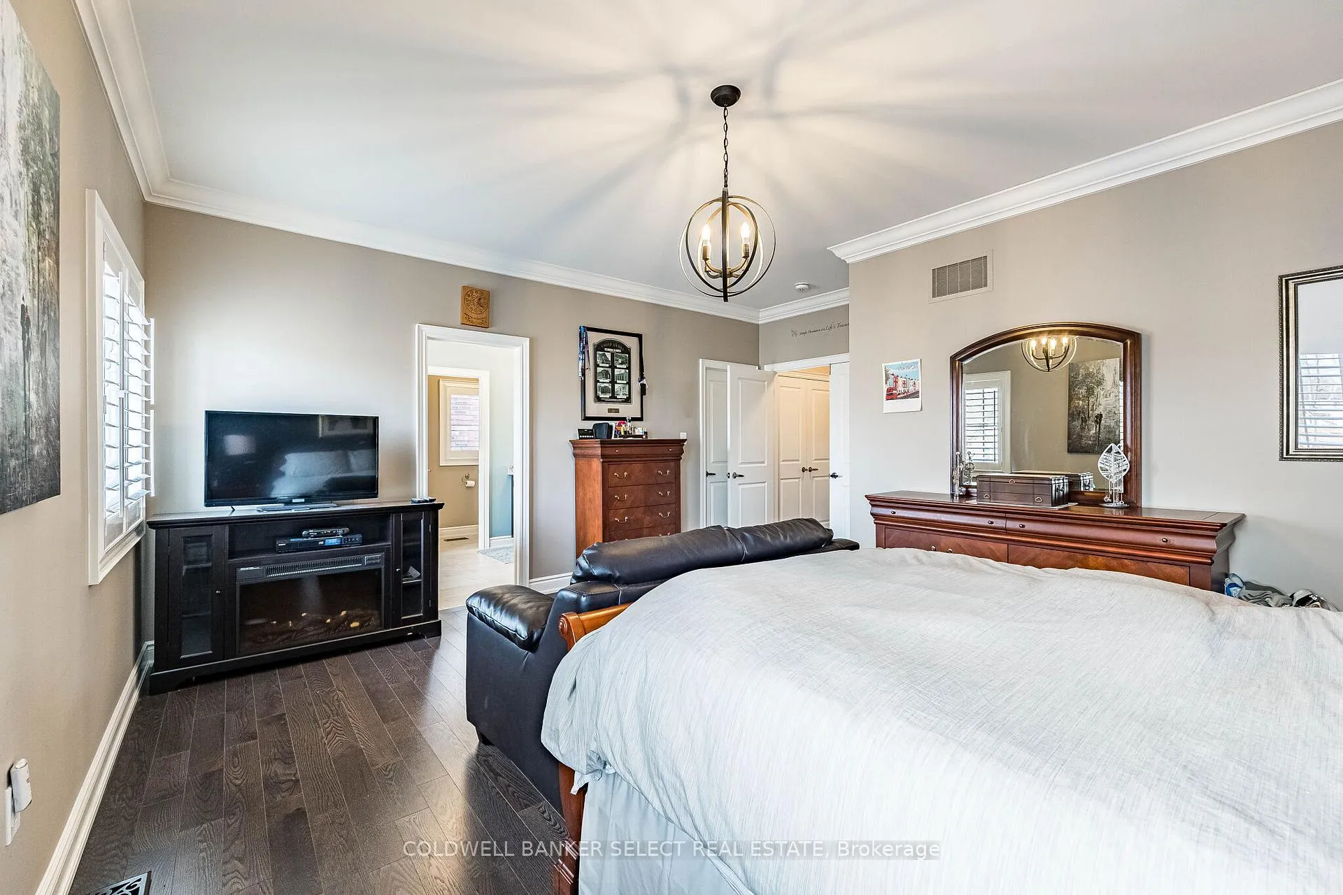 Photo 23 of 161 Cranbrook Crescent, Vaughan, Kleinburg — HOMEH