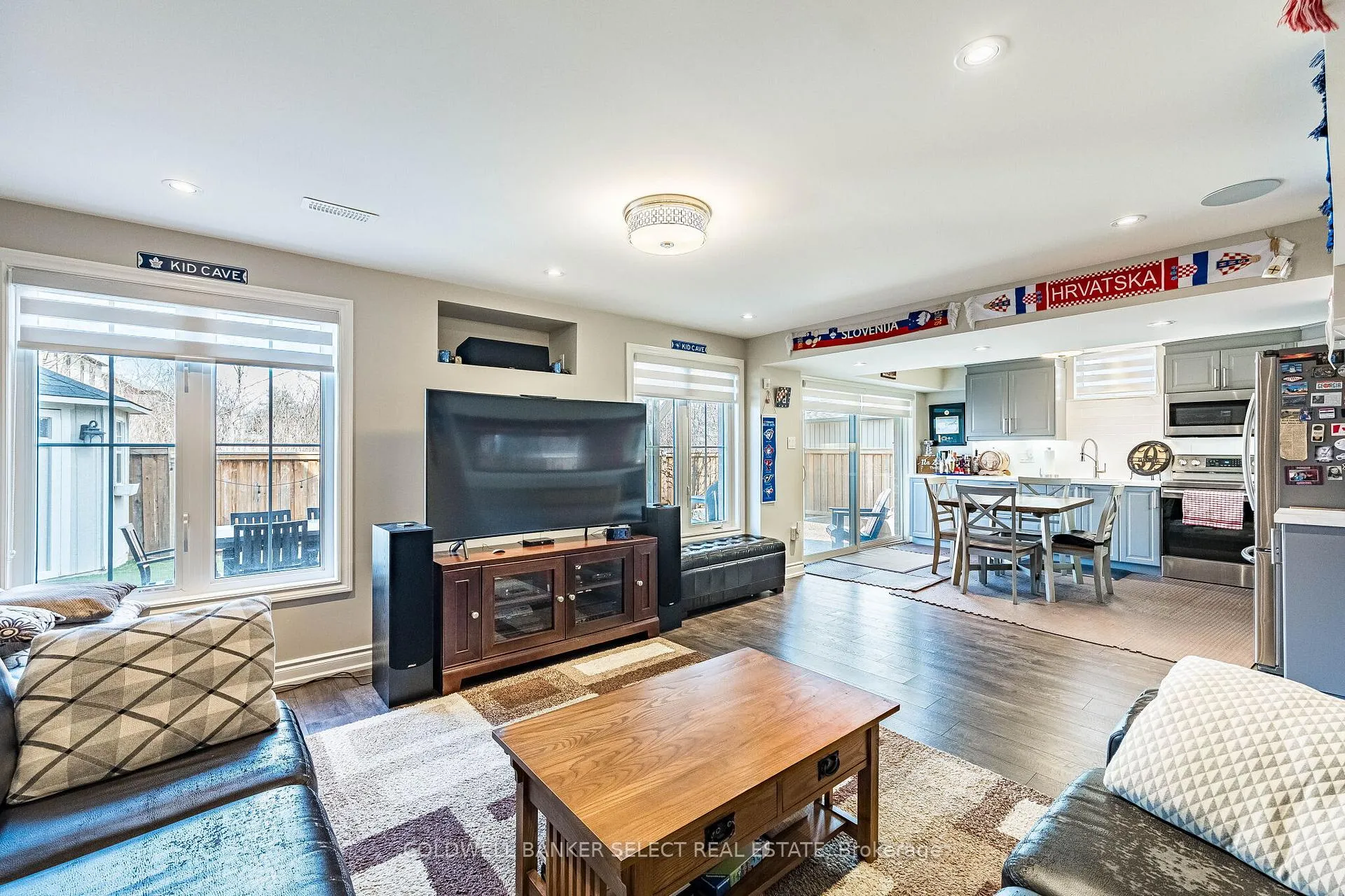 Photo 37 of 161 Cranbrook Crescent, Vaughan, Kleinburg — HOMEH