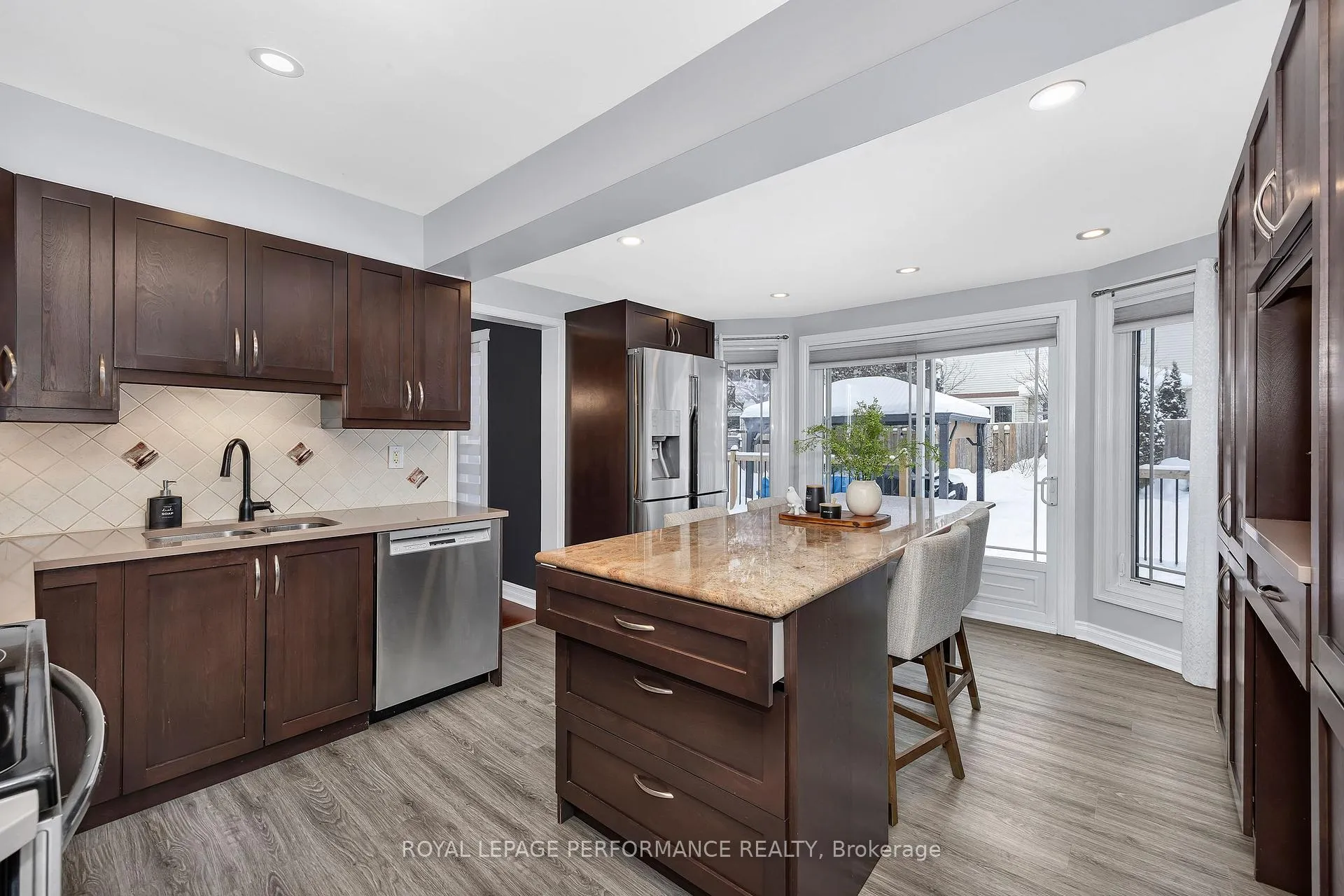 Photo 12 of 1310 Prestone Drive N, Ottawa, Bilberry Creek/Queenswood Heights — HOMEH
