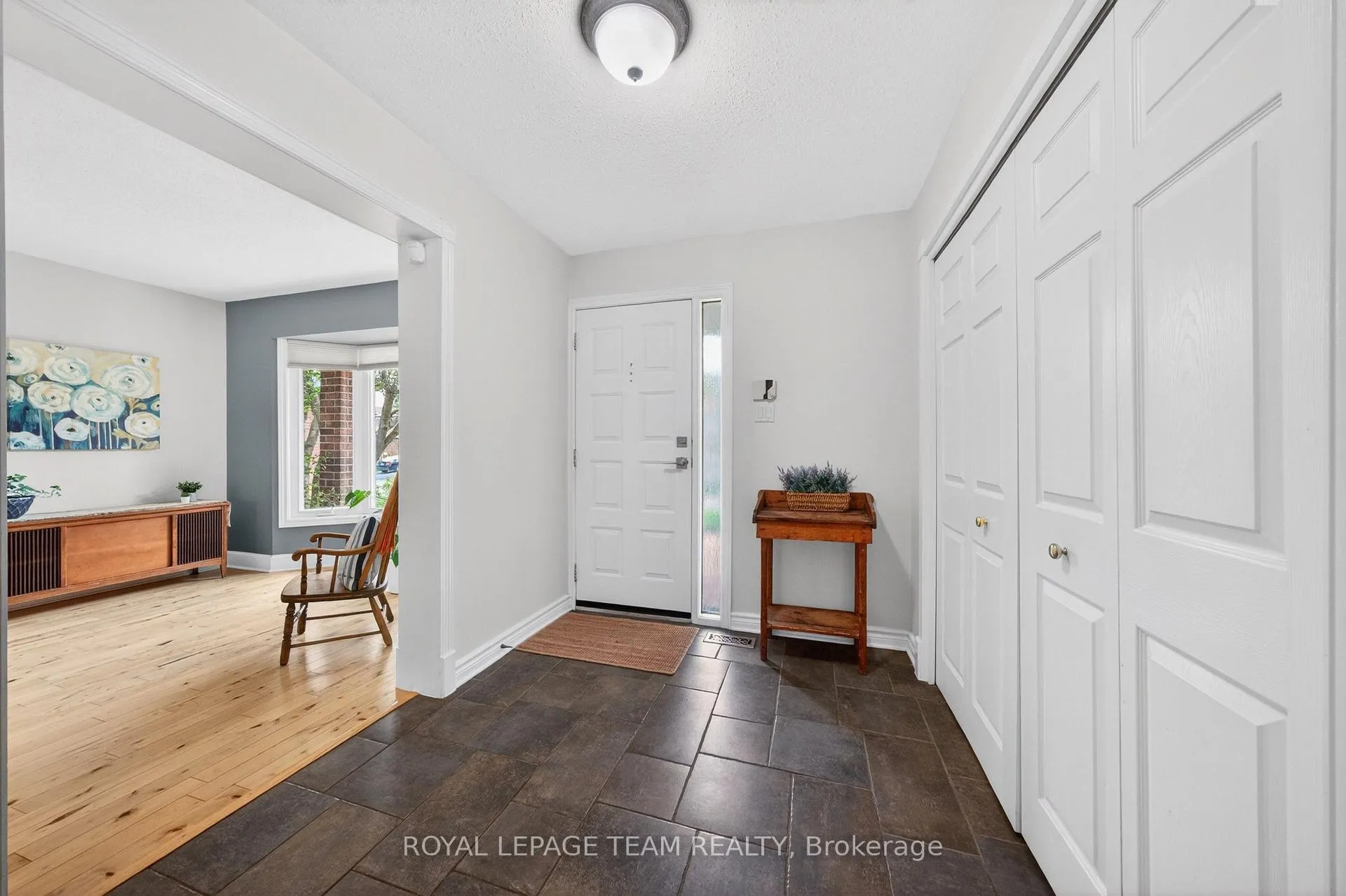 Photo 9 of 52 Drainie Drive, Ottawa, Kanata - Katimavik — HOMEH