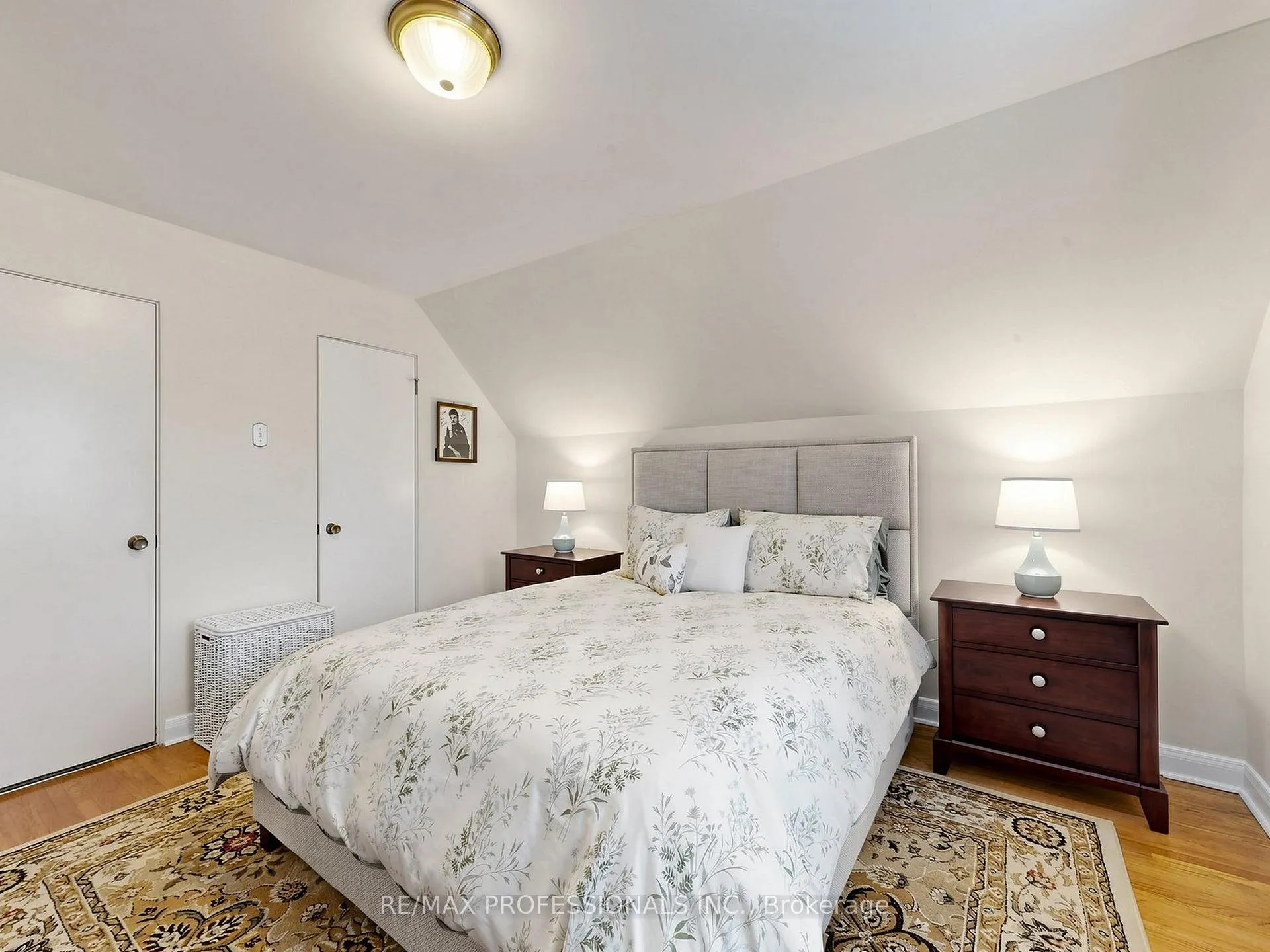 Photo 13 of 177 Elmhurst Drive, Etobicoke, Rexdale-Kipling — HOMEH