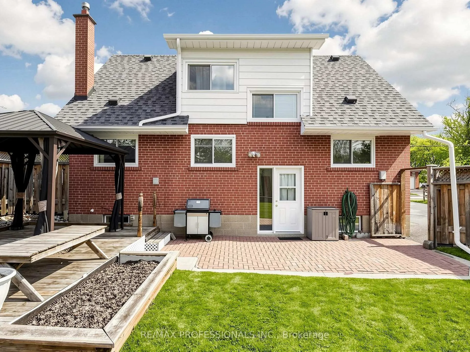 Photo 26 of 177 Elmhurst Drive, Etobicoke, Rexdale-Kipling — HOMEH