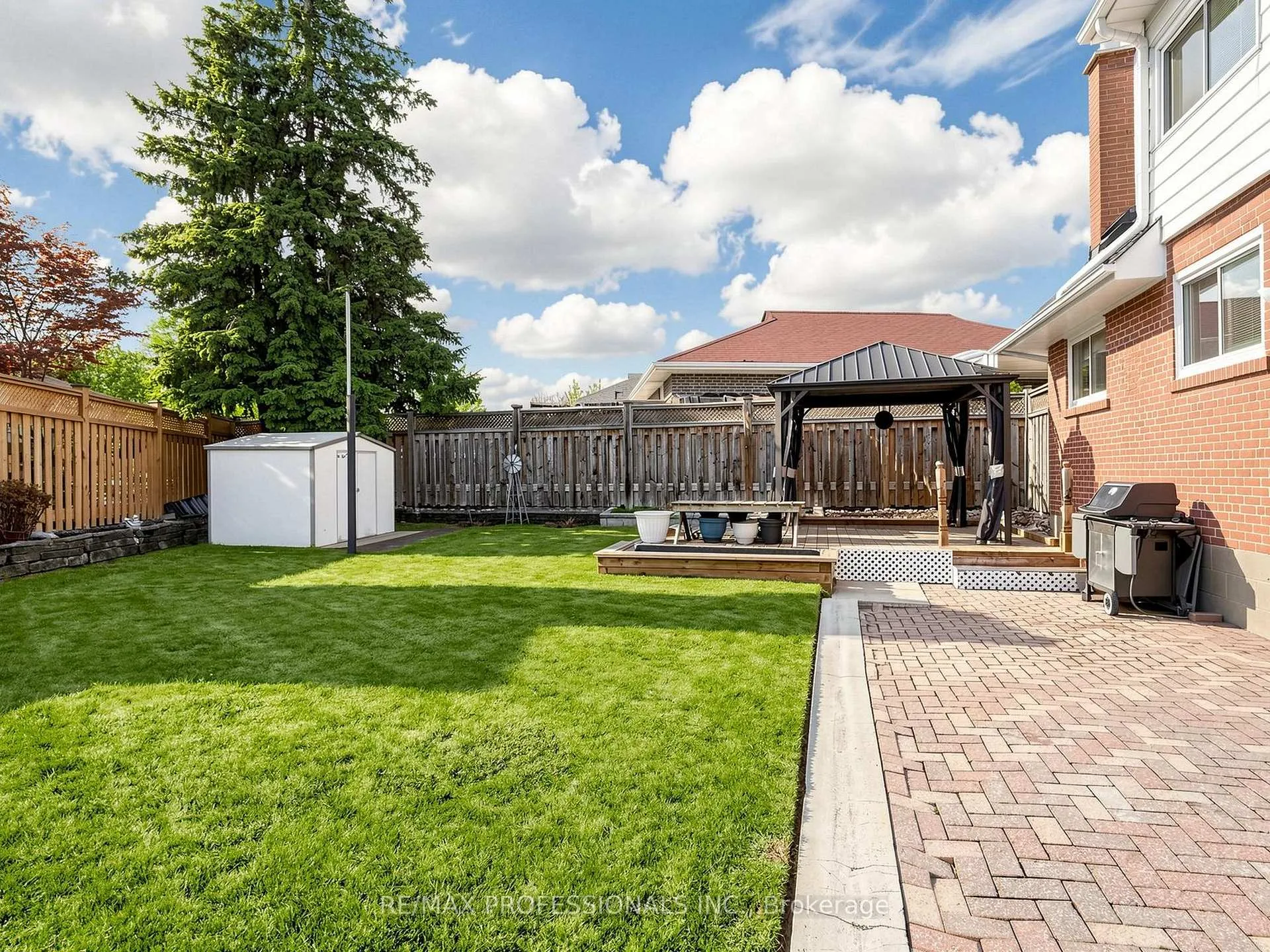 Photo 29 of 177 Elmhurst Drive, Etobicoke, Rexdale-Kipling — HOMEH