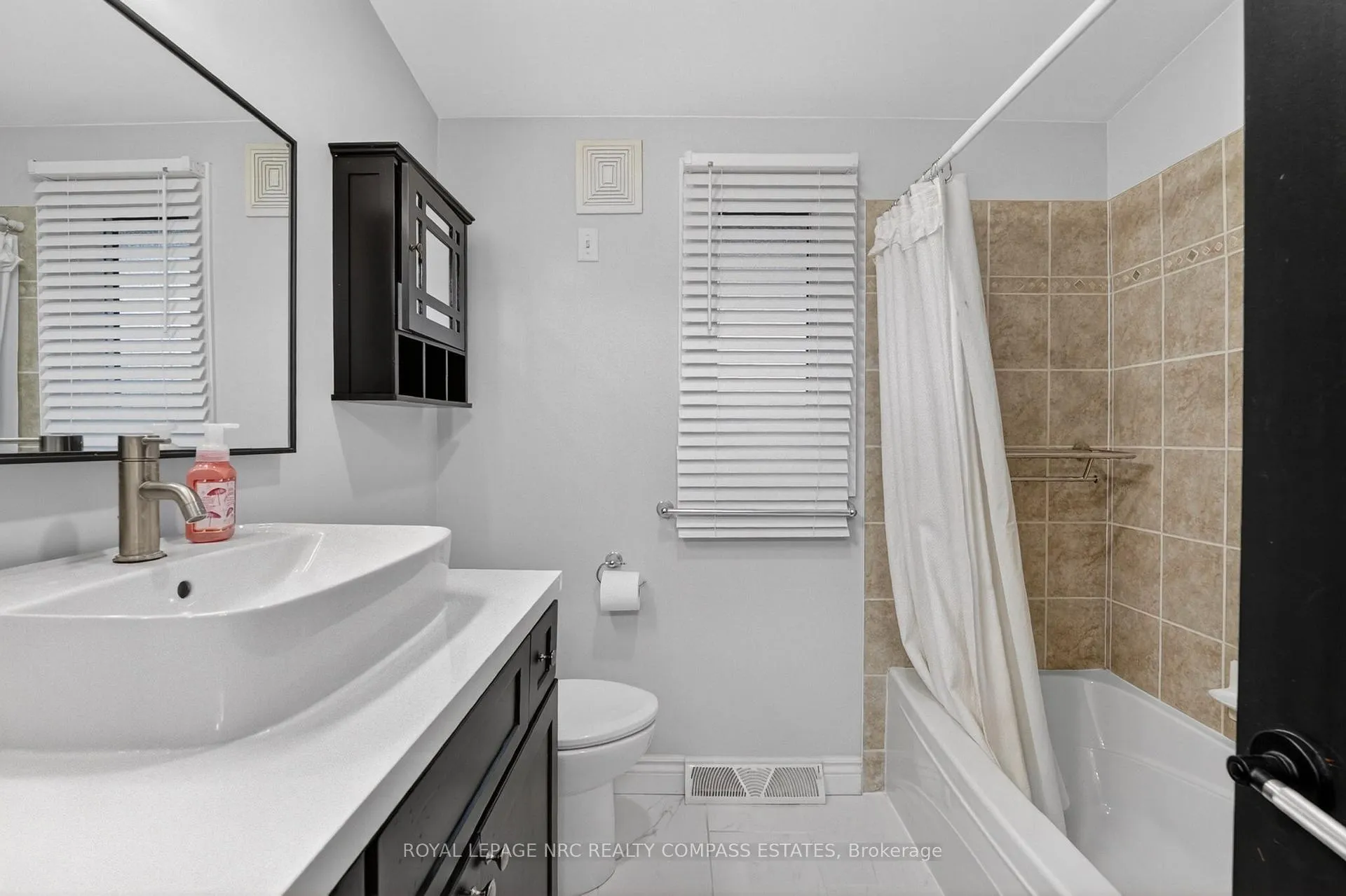 Photo 24 of 3 West Hampton Road, St. Catharines, Glendale/Glenridge — HOMEH