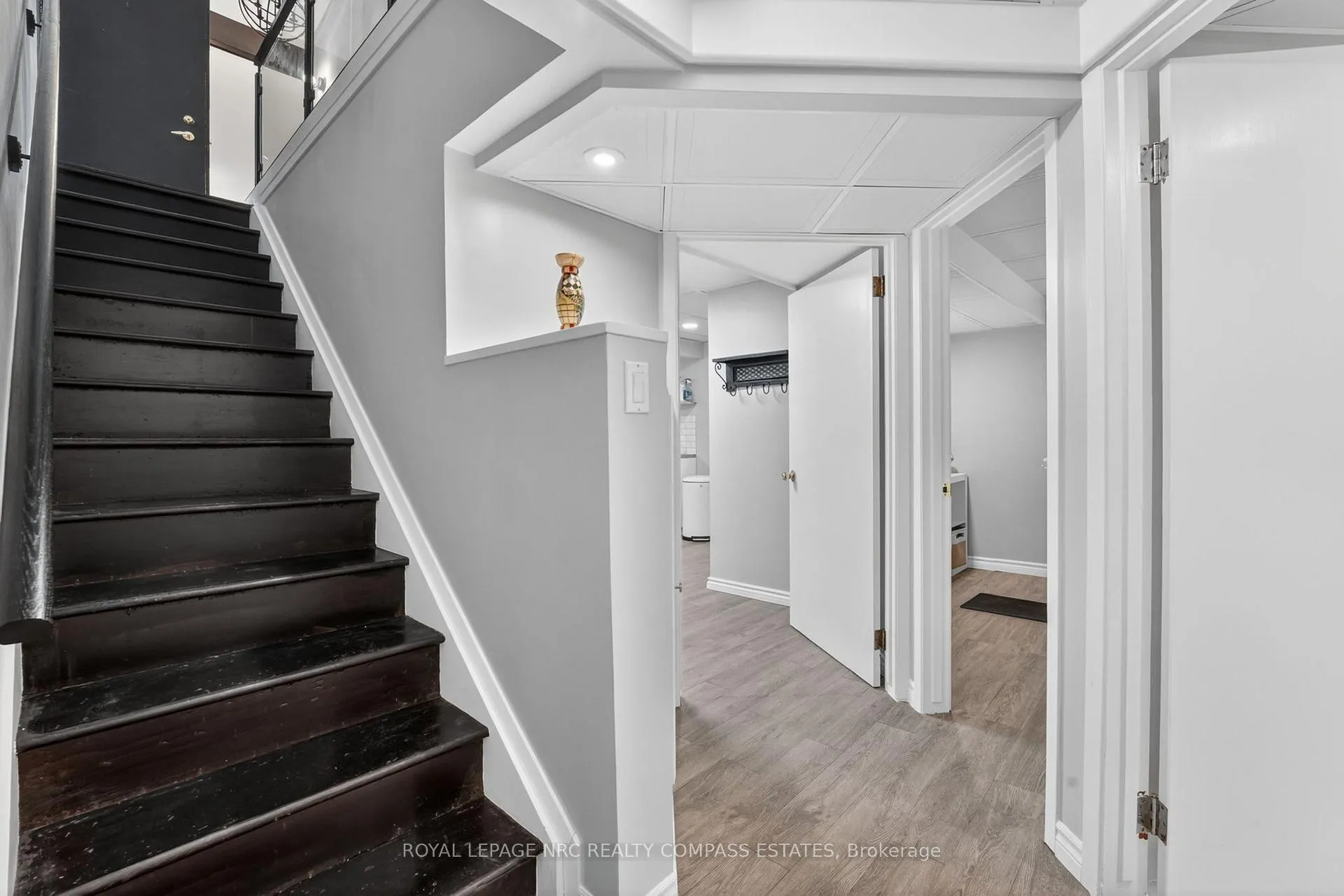 Photo 25 of 3 West Hampton Road, St. Catharines, Glendale/Glenridge — HOMEH