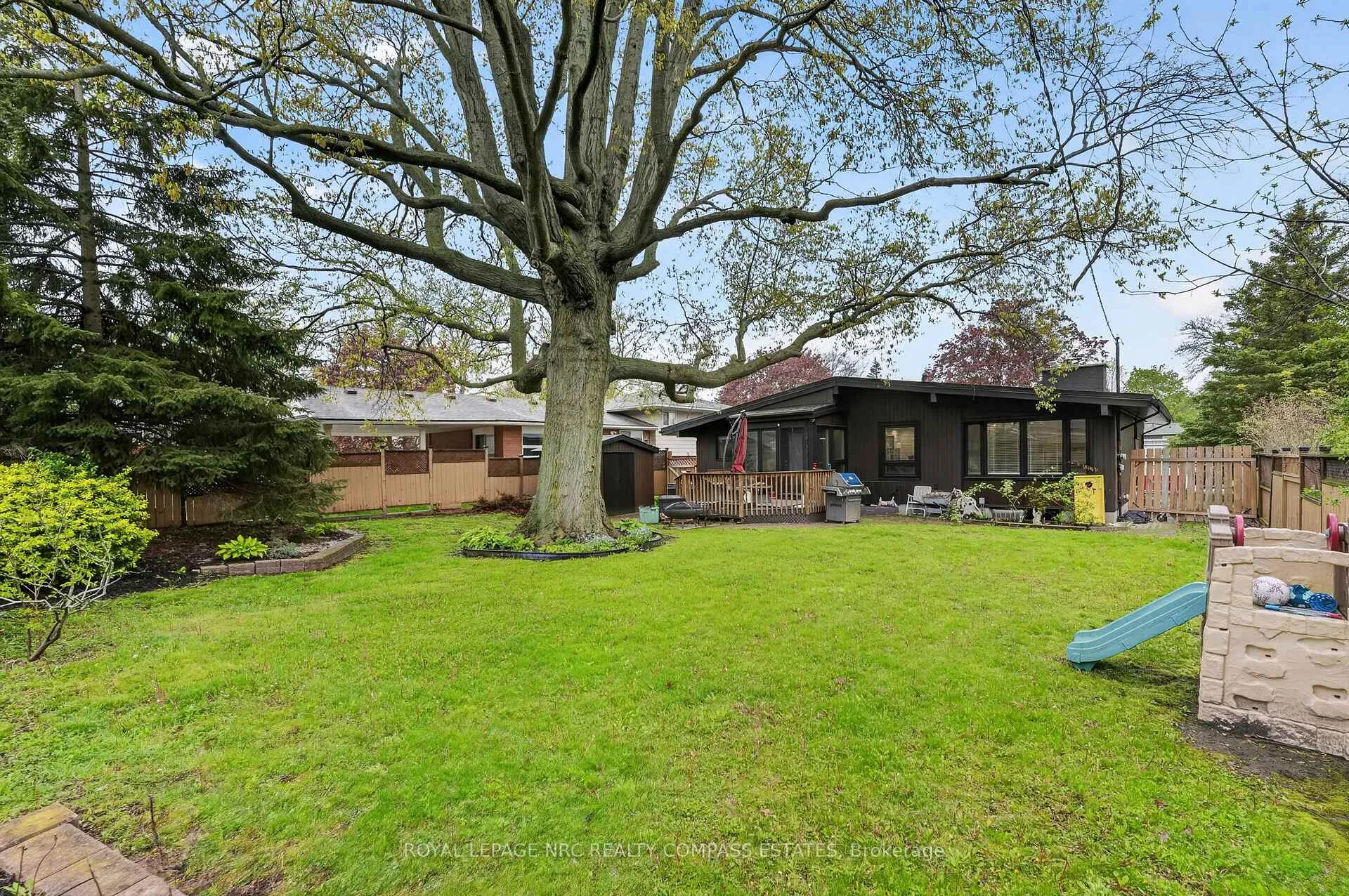Photo 39 of 3 West Hampton Road, St. Catharines, Glendale/Glenridge — HOMEH