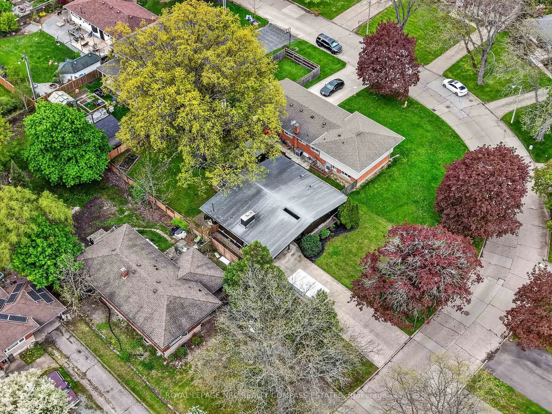 Photo 44 of 3 West Hampton Road, St. Catharines, Glendale/Glenridge — HOMEH