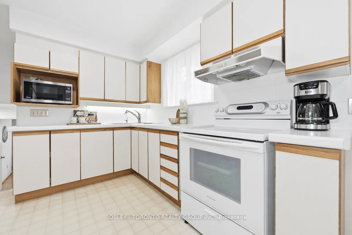 Photo 16 of 17 Glamis Place, Markham, Royal Orchard — HOMEH