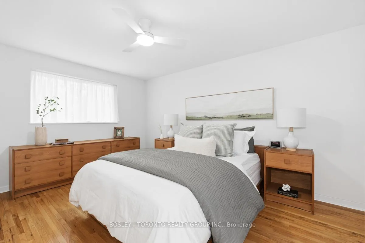 Photo 20 of 17 Glamis Place, Markham, Royal Orchard — HOMEH