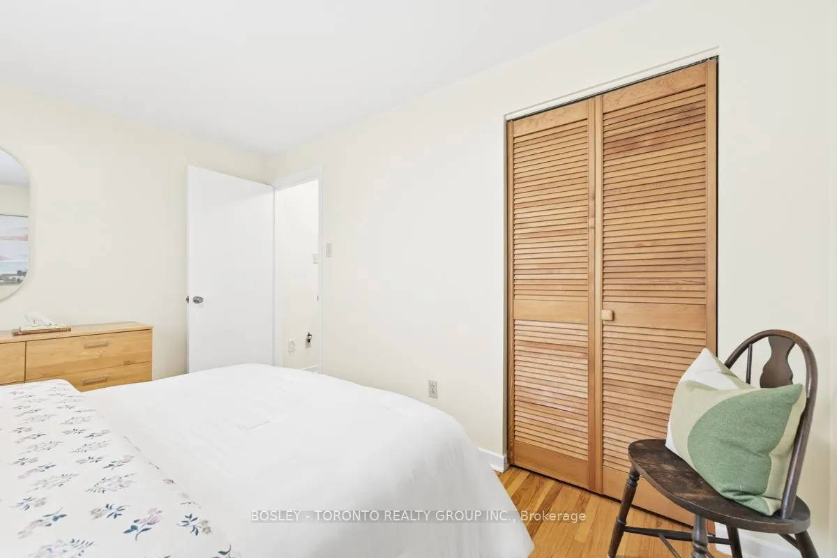 Photo 24 of 17 Glamis Place, Markham, Royal Orchard — HOMEH