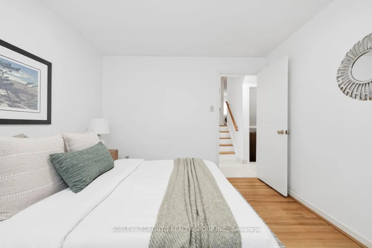 Photo 31 of 17 Glamis Place, Markham, Royal Orchard — HOMEH