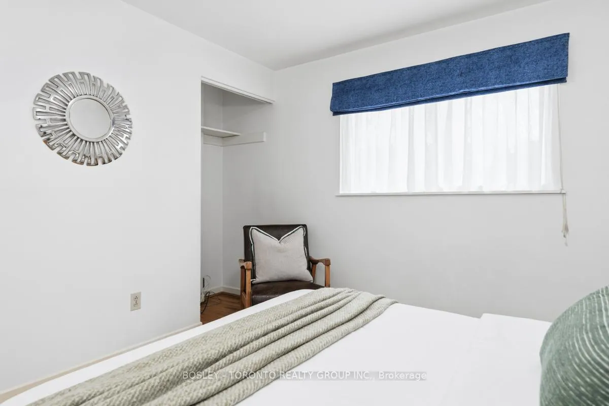 Photo 32 of 17 Glamis Place, Markham, Royal Orchard — HOMEH