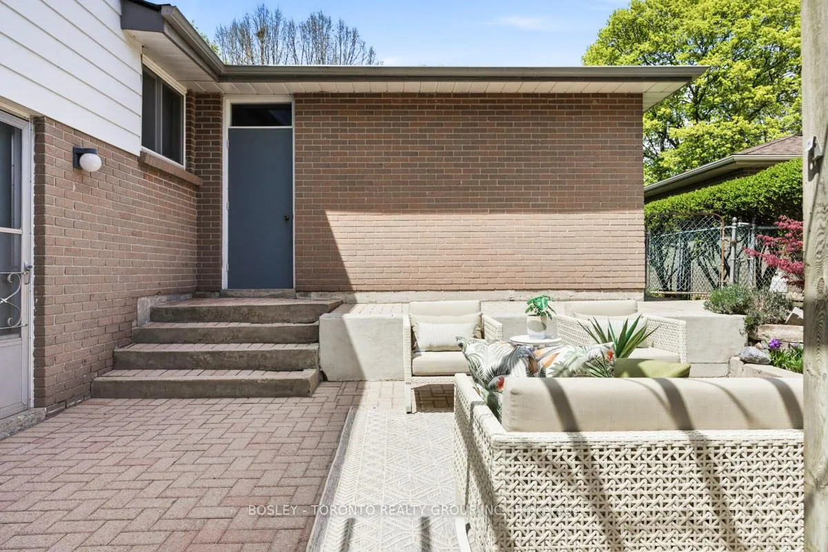 Photo 44 of 17 Glamis Place, Markham, Royal Orchard — HOMEH