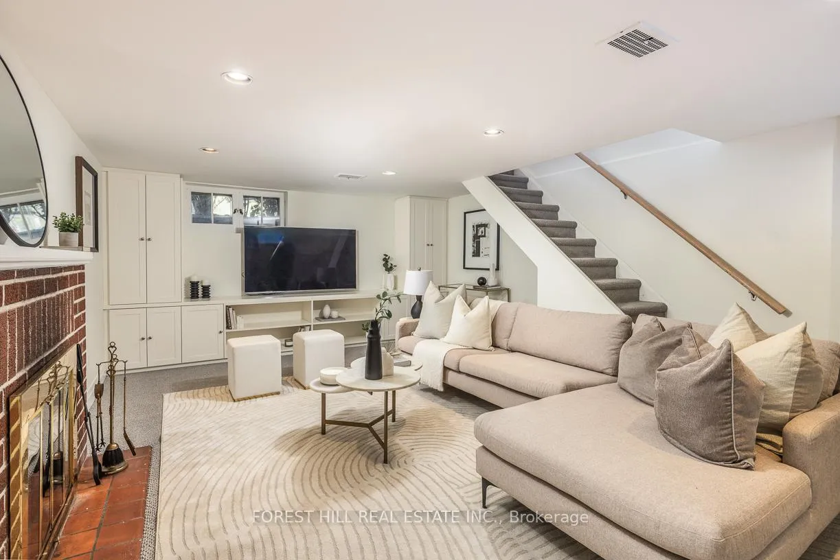 Photo 15 of 77 Glenwood Crescent, Toronto, O'Connor-Parkview — HOMEH