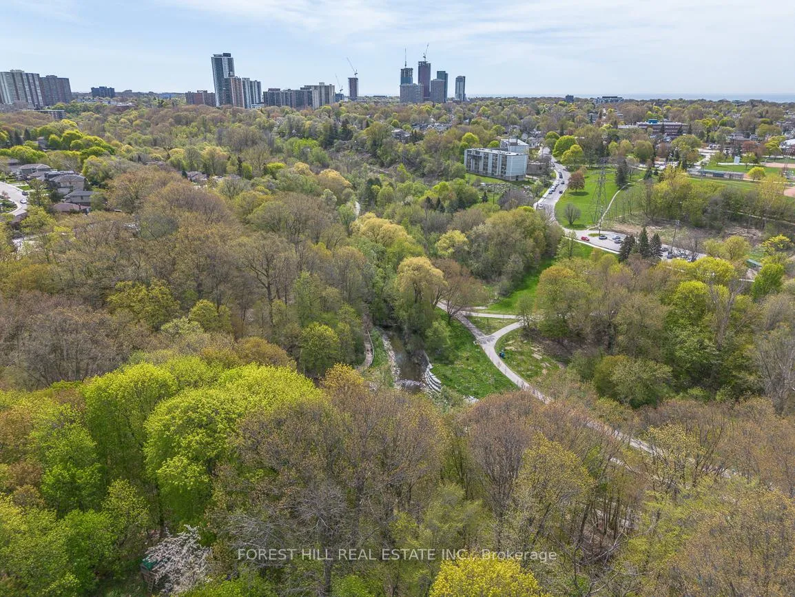 Photo 20 of 77 Glenwood Crescent, Toronto, O'Connor-Parkview — HOMEH