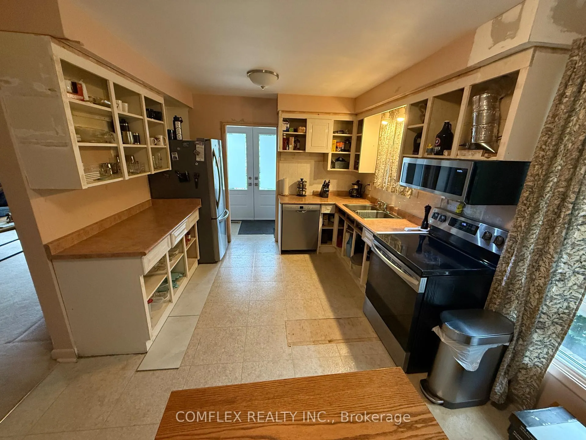 Photo 16 of 452 Juliana Drive, Oshawa, O'Neill — HOMEH
