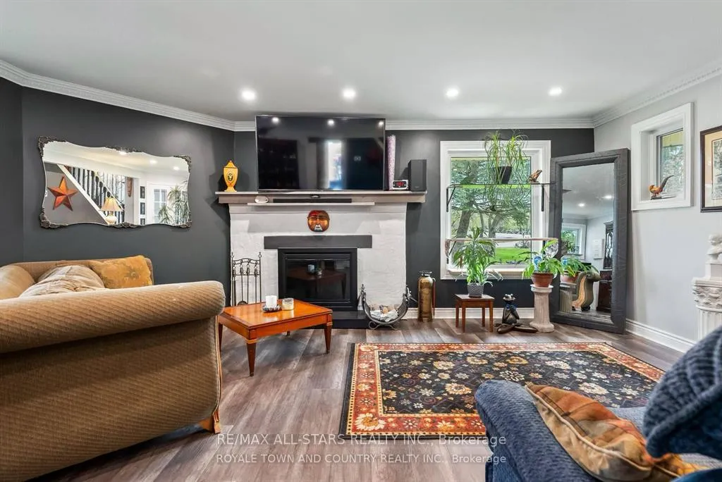 Photo 11 of 5090 Baldwin Street S, Whitby, Taunton North — HOMEH