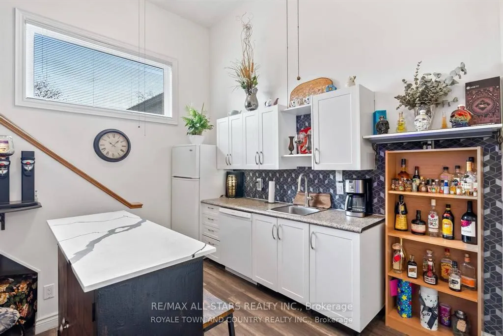 Photo 16 of 5090 Baldwin Street S, Whitby, Taunton North — HOMEH