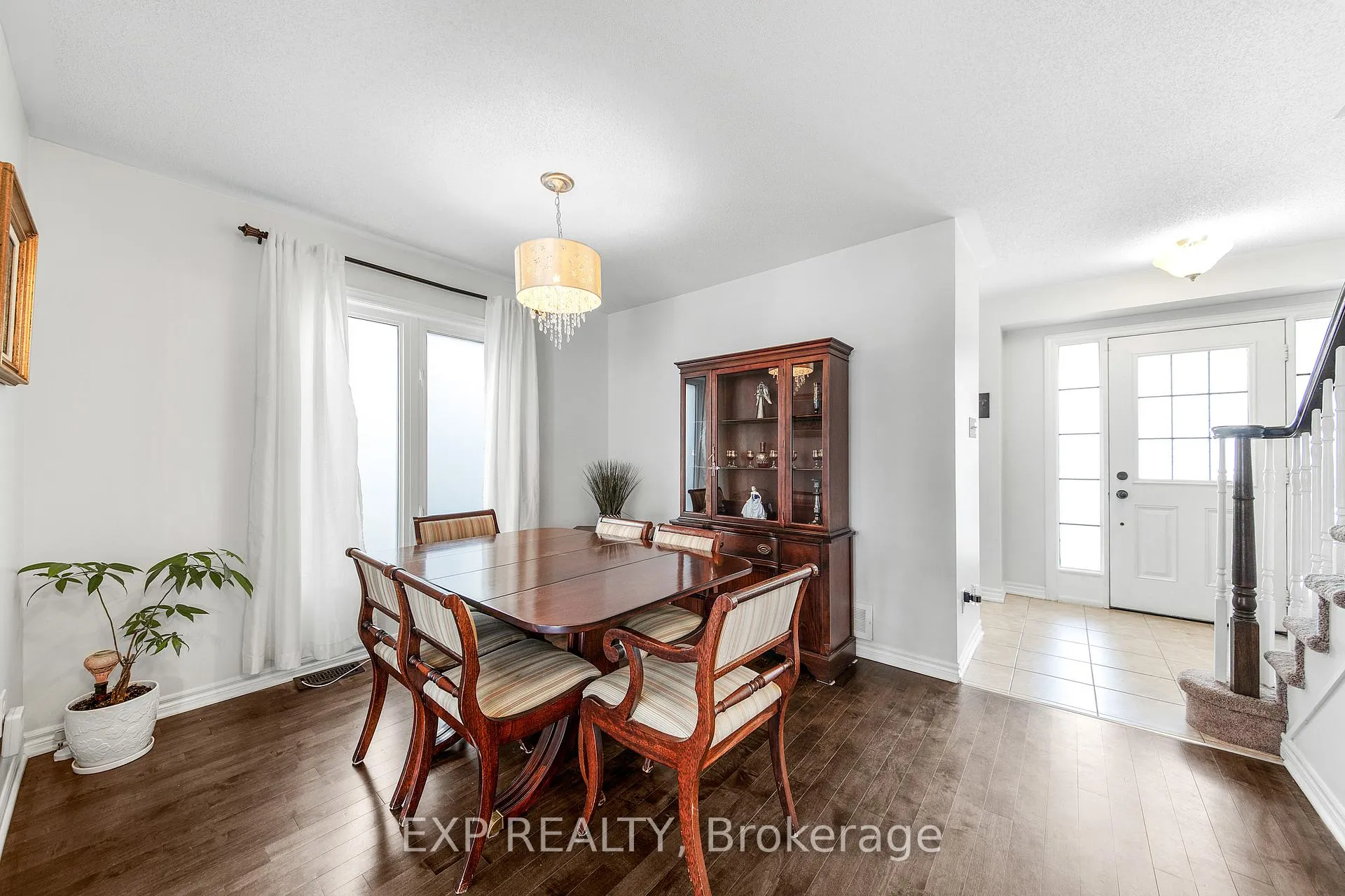 Photo 5 of 519 Millars Sound Way, Ottawa, Barrhaven - Half Moon Bay — HOMEH