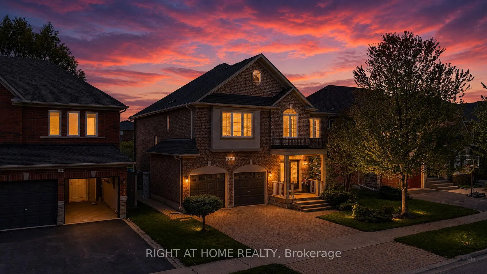 Front of 2461 Whistling Springs Crescent