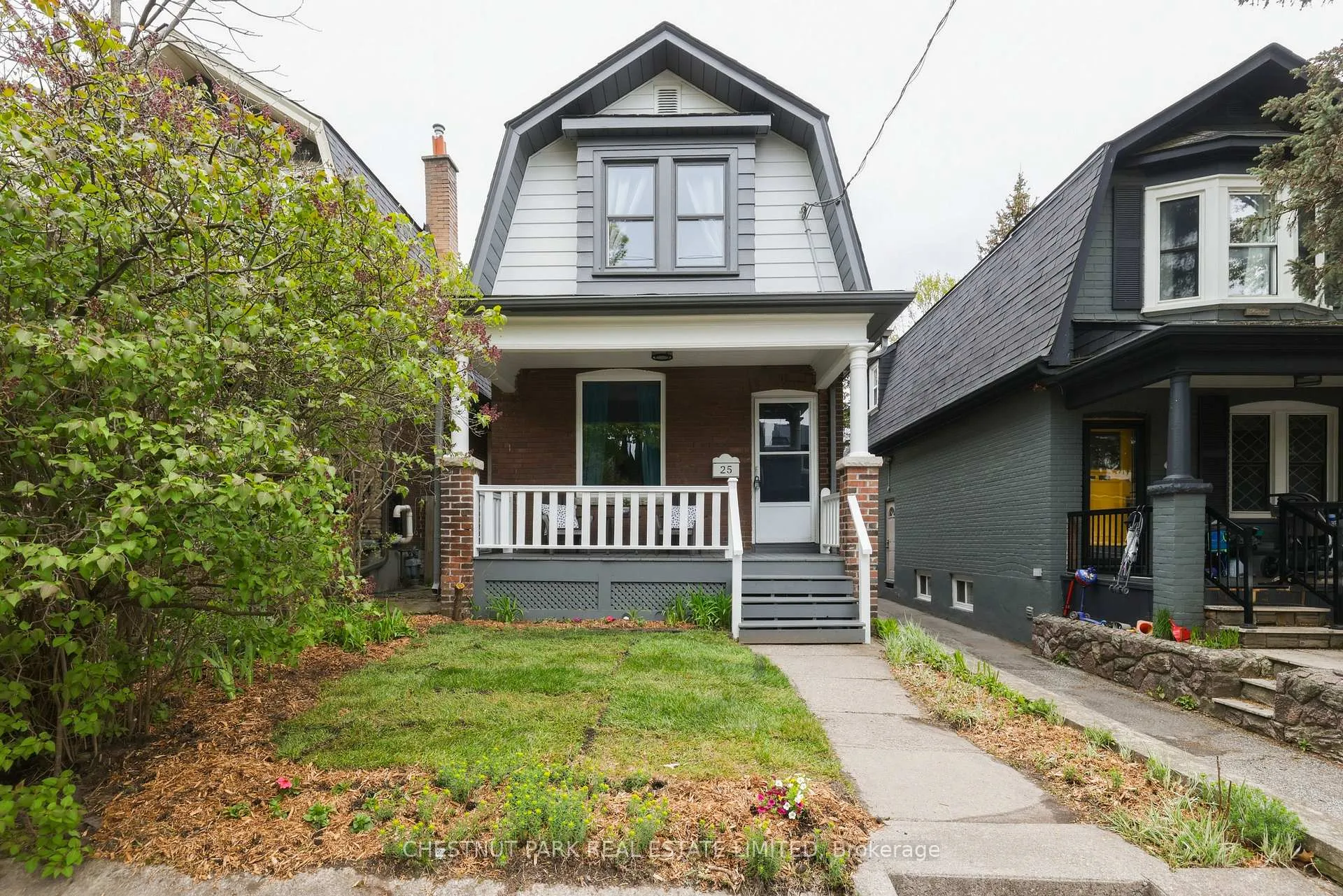 Photo 1 of 25 Harris Avenue, Toronto, East End-Danforth — HOMEH