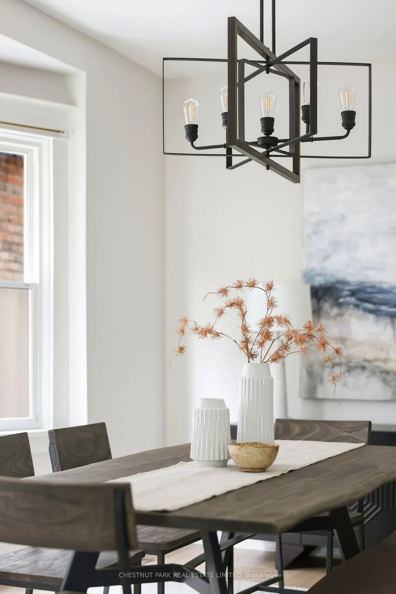Photo 10 of 25 Harris Avenue, Toronto, East End-Danforth — HOMEH