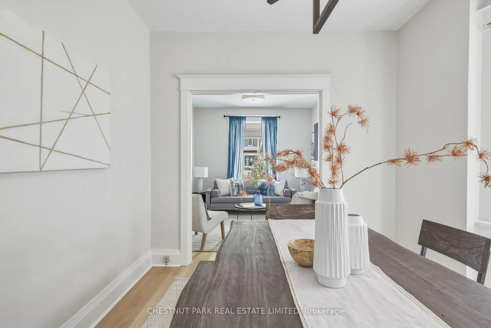 Photo 12 of 25 Harris Avenue, Toronto, East End-Danforth — HOMEH