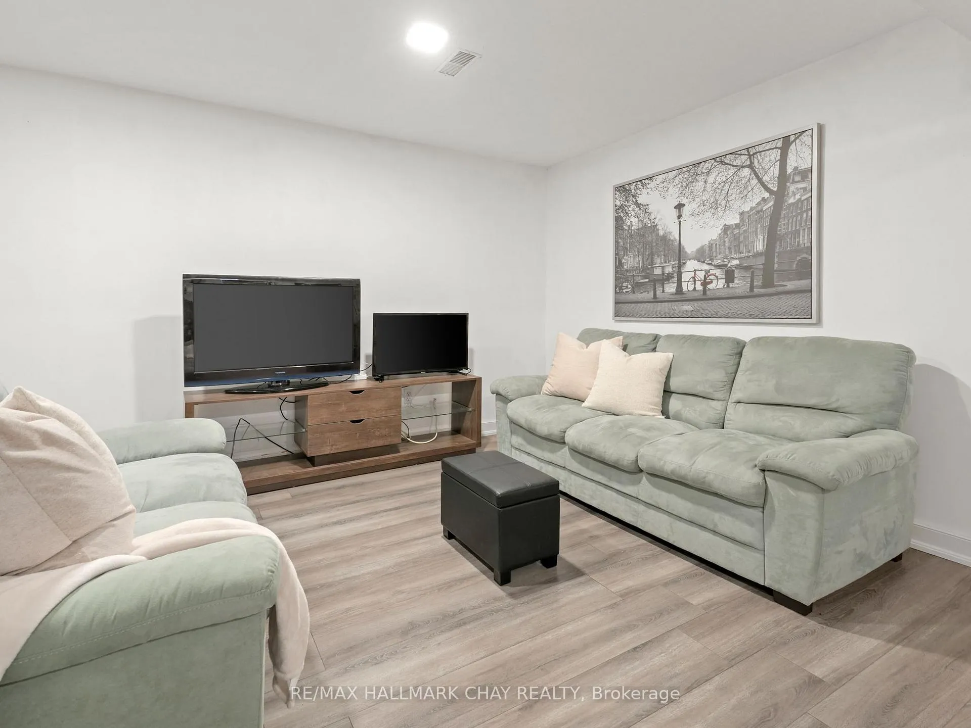 Photo 35 of 16 Preston Avenue, New Tecumseth, Alliston — HOMEH