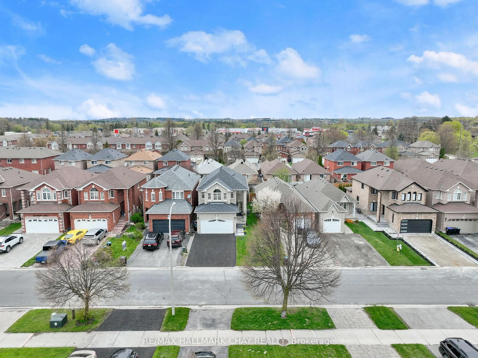 Photo 43 of 16 Preston Avenue, New Tecumseth, Alliston — HOMEH