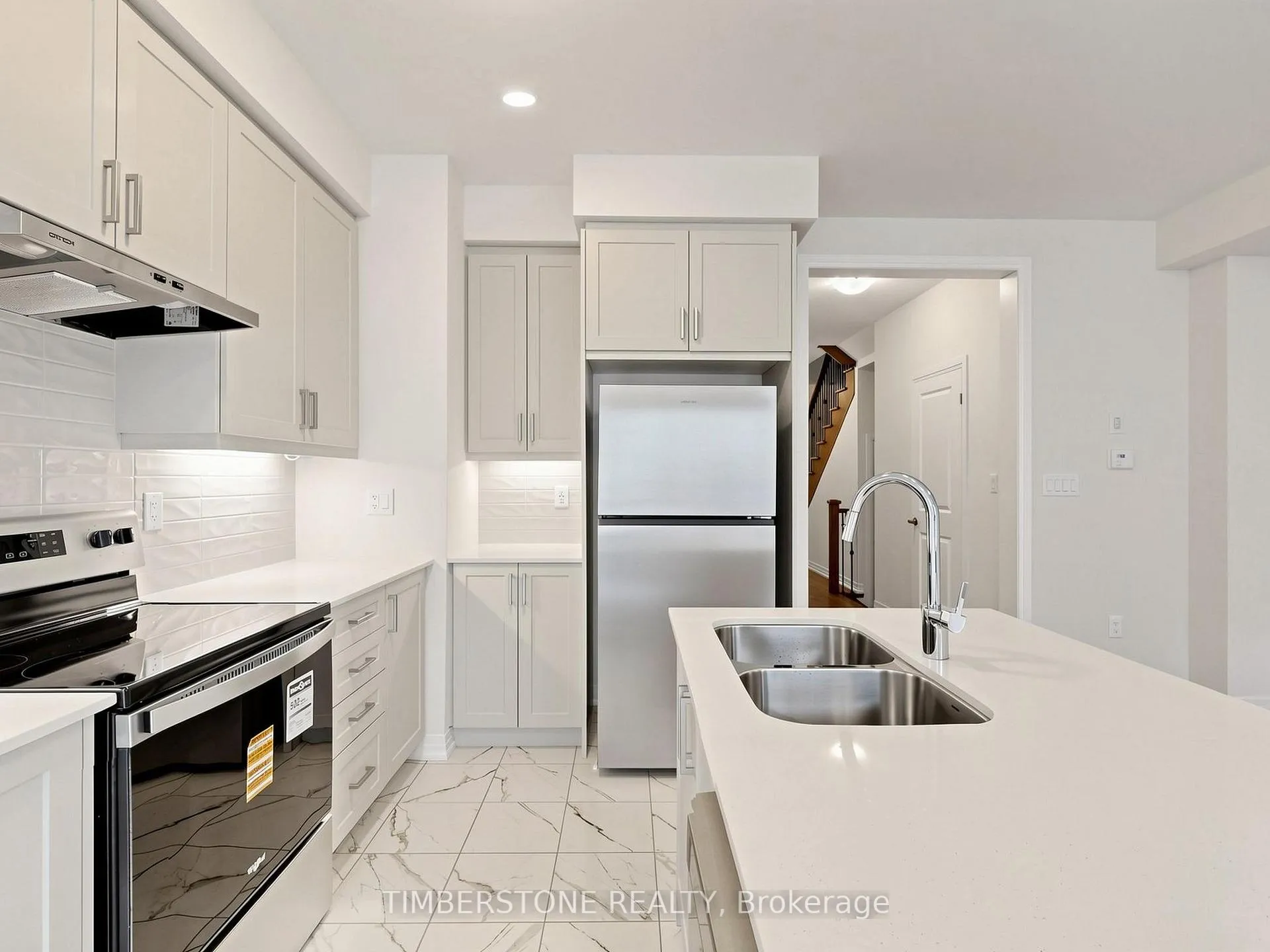 Photo 10 of 25 Boswell Drive, Brampton, Bram East — HOMEH