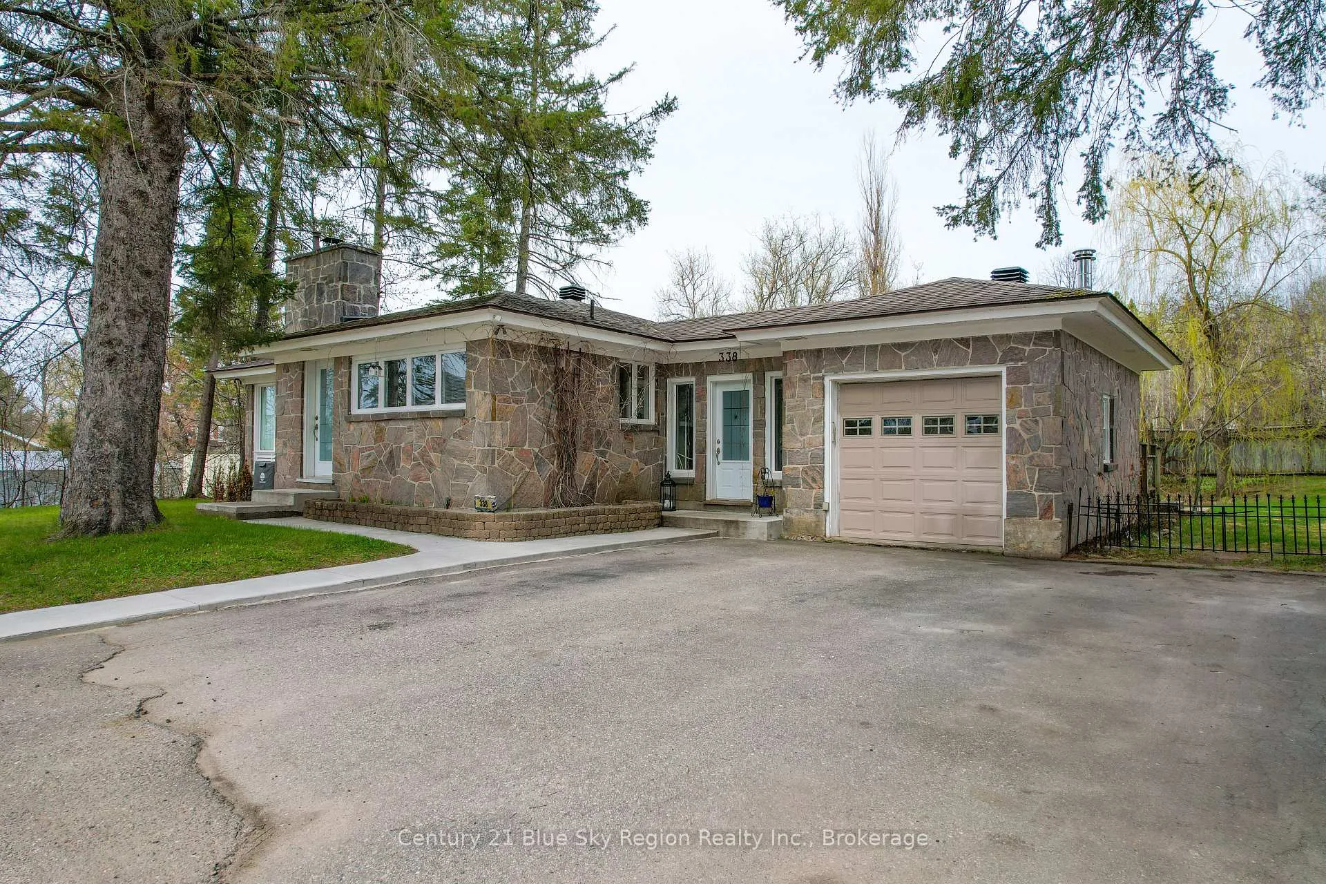 Photo 1 of 338 Edward Street, Powassan — HOMEH