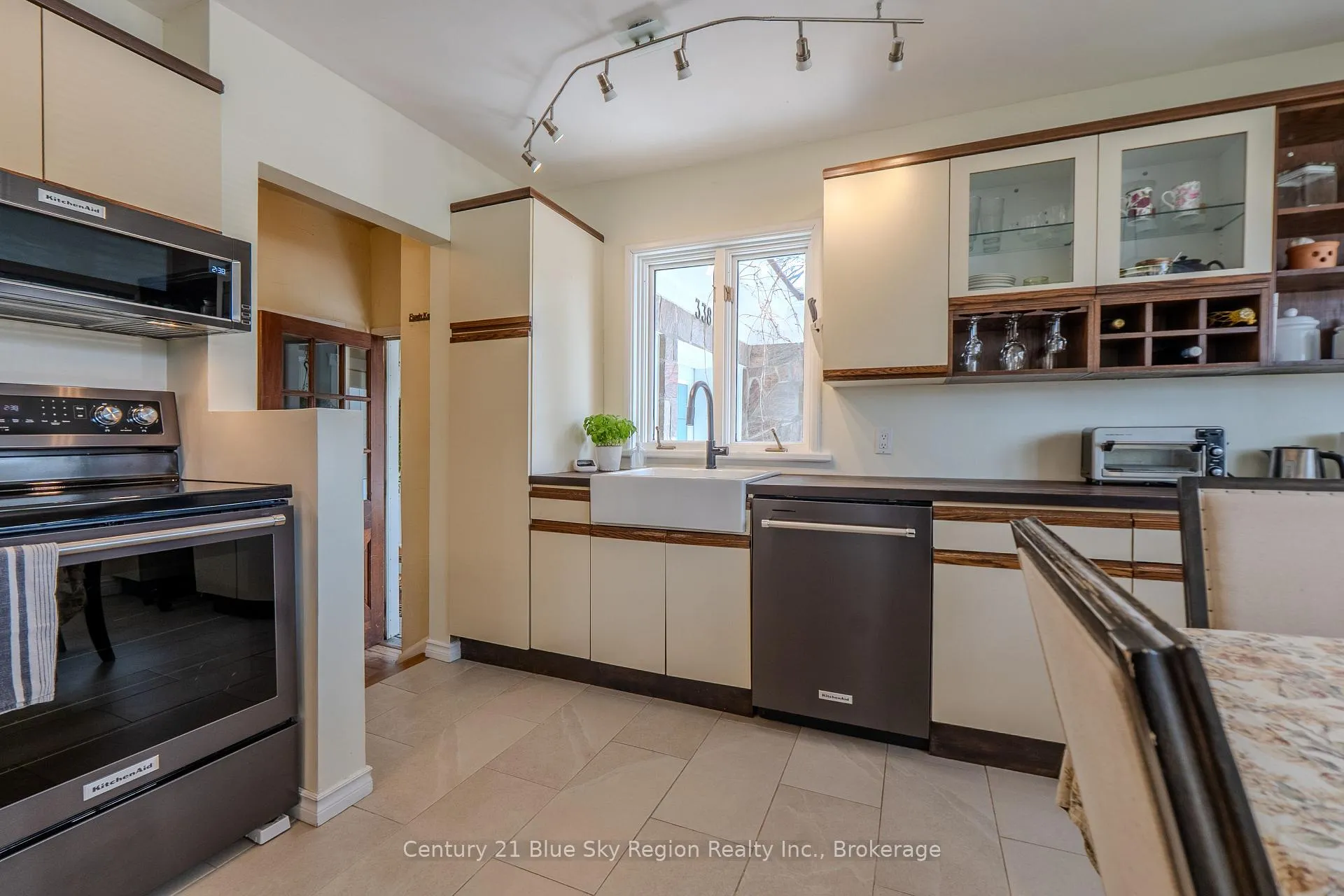 Photo 7 of 338 Edward Street, Powassan — HOMEH