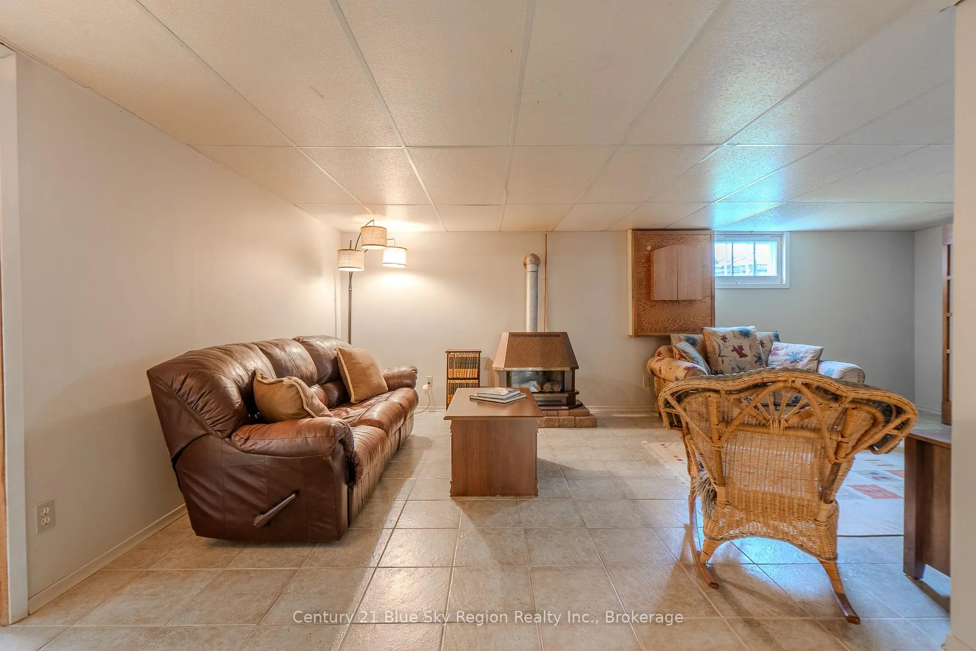Photo 28 of 338 Edward Street, Powassan — HOMEH