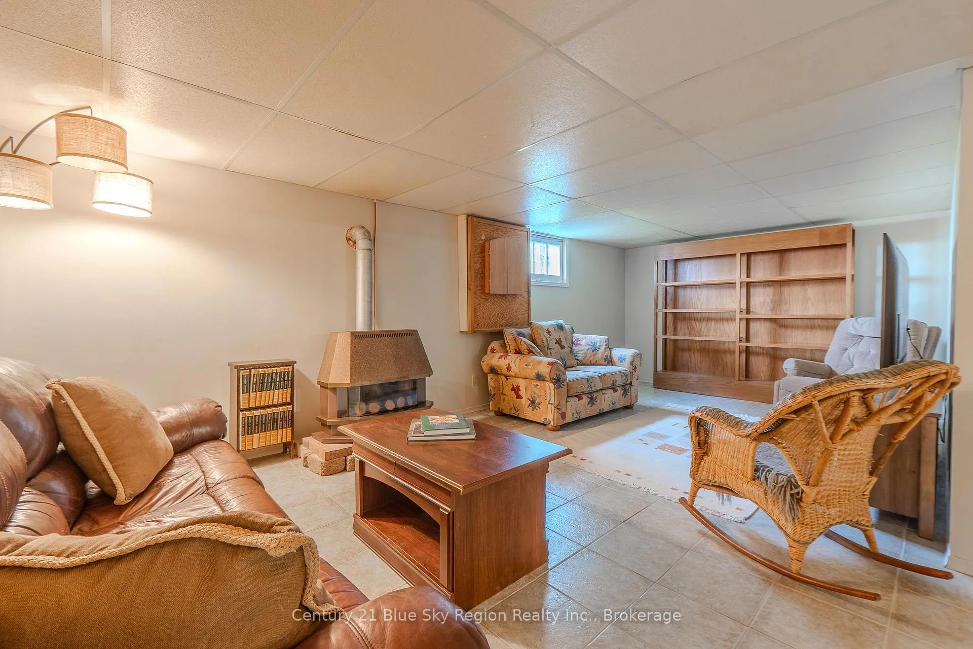Photo 29 of 338 Edward Street, Powassan — HOMEH