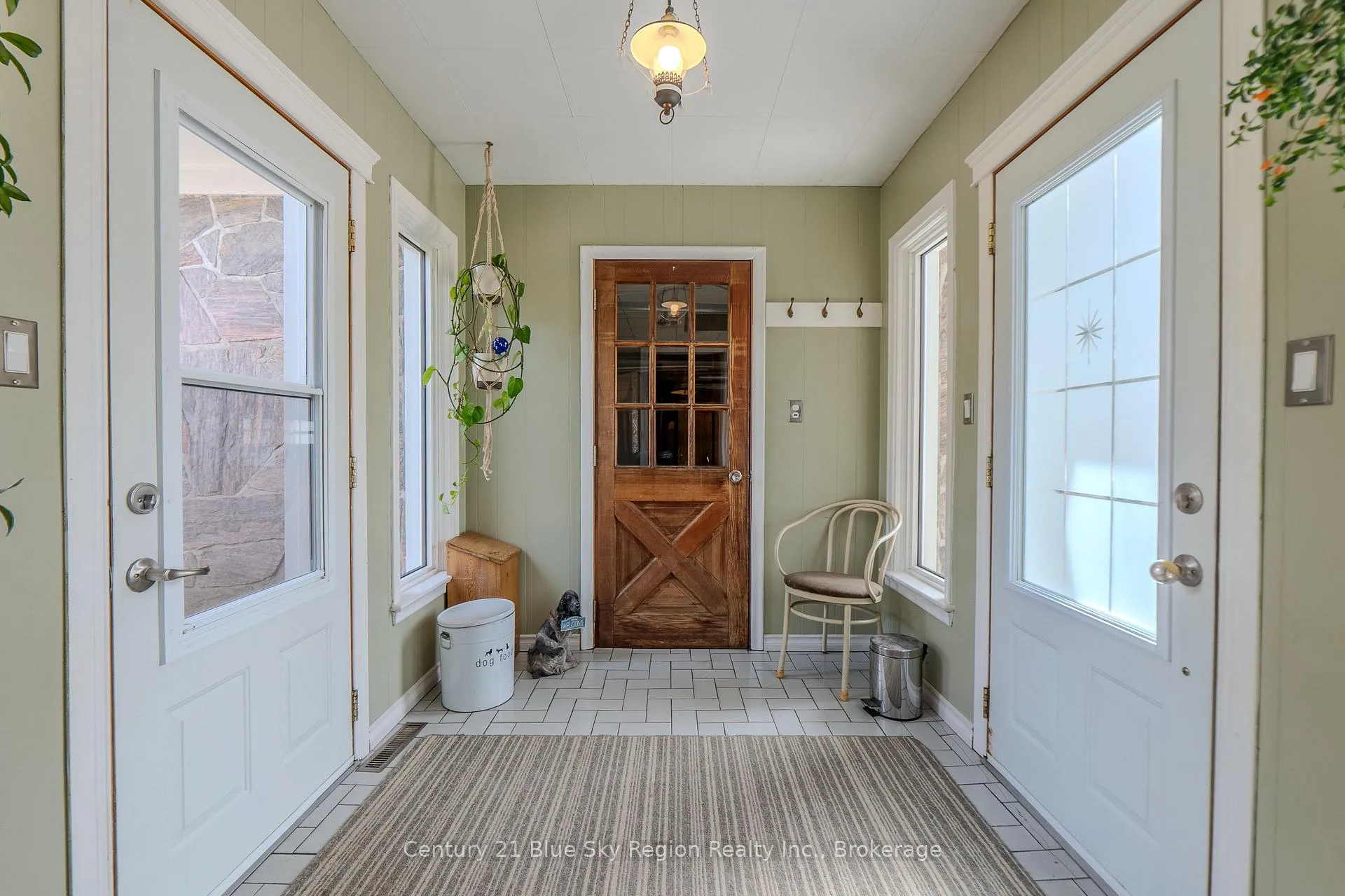Photo 32 of 338 Edward Street, Powassan — HOMEH