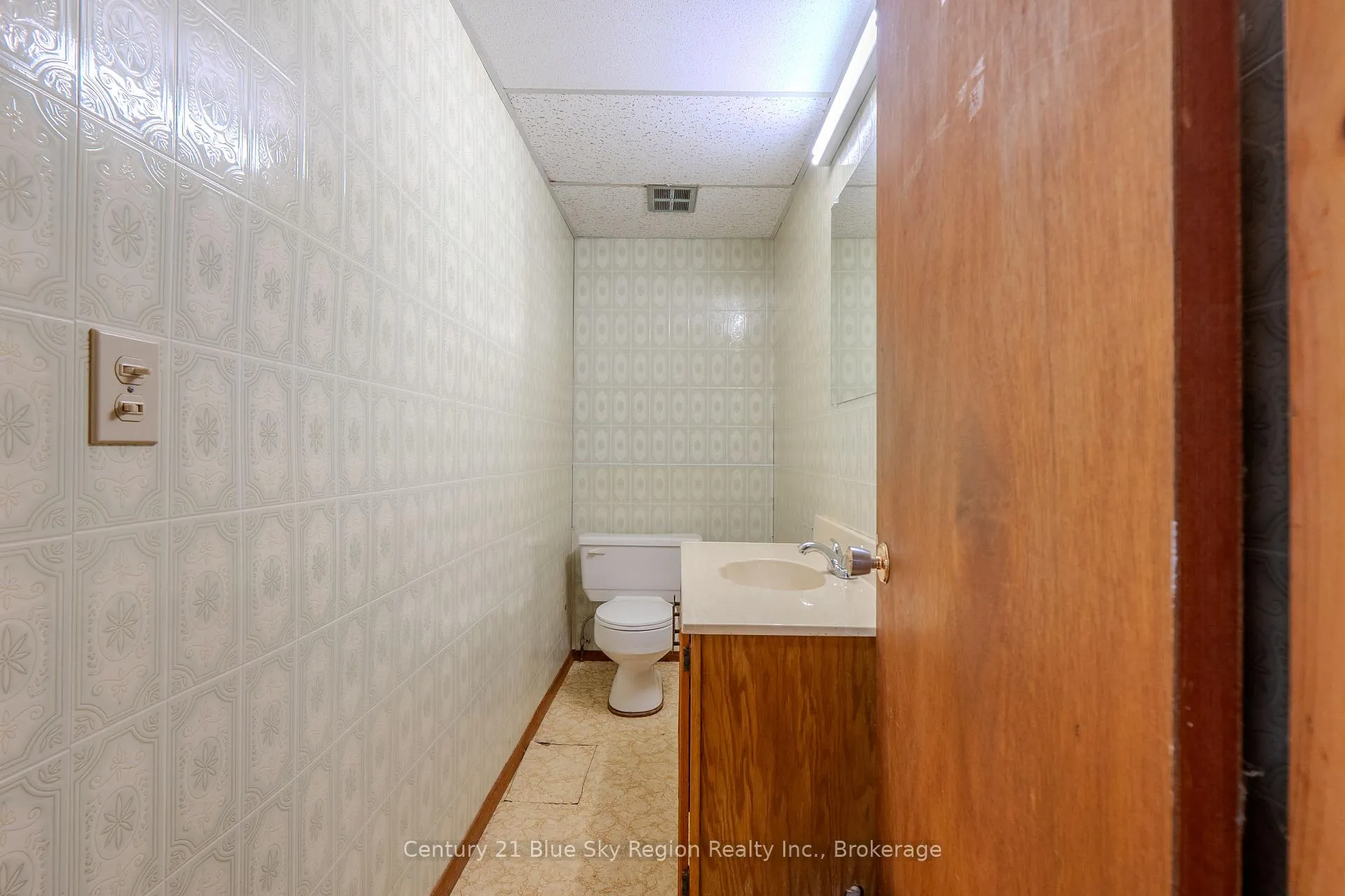 Photo 42 of 338 Edward Street, Powassan — HOMEH