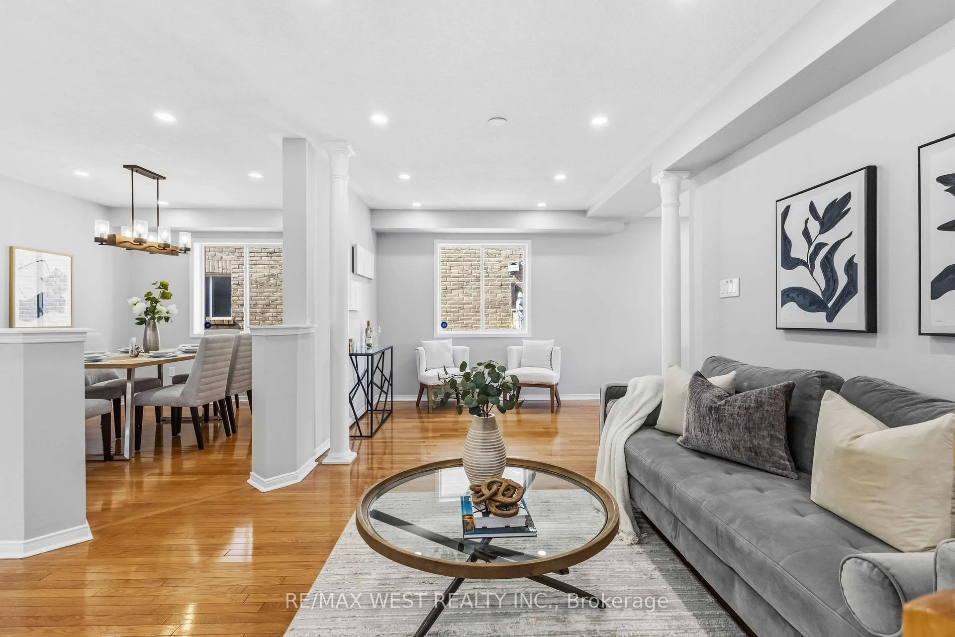 Photo 11 of 23 Gloria Crescent, Whitby, Williamsburg — HOMEH