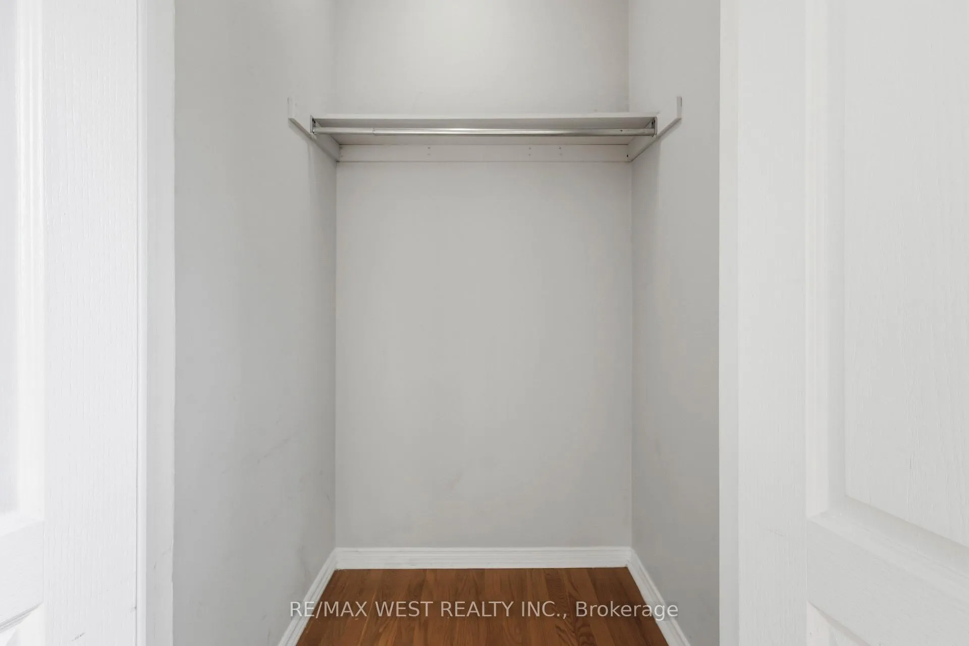Photo 41 of 23 Gloria Crescent, Whitby, Williamsburg — HOMEH