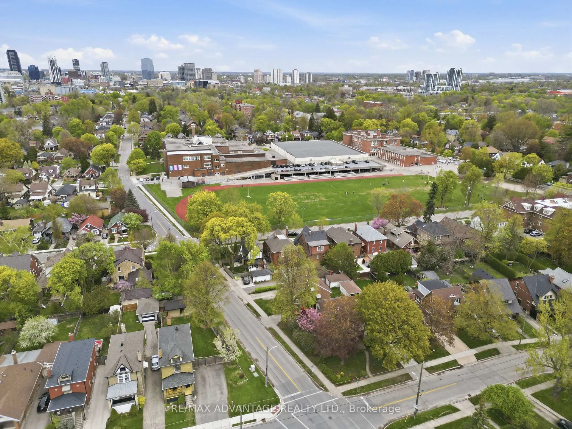 Photo 5 of 124 Windsor Avenue, London, South F — HOMEH
