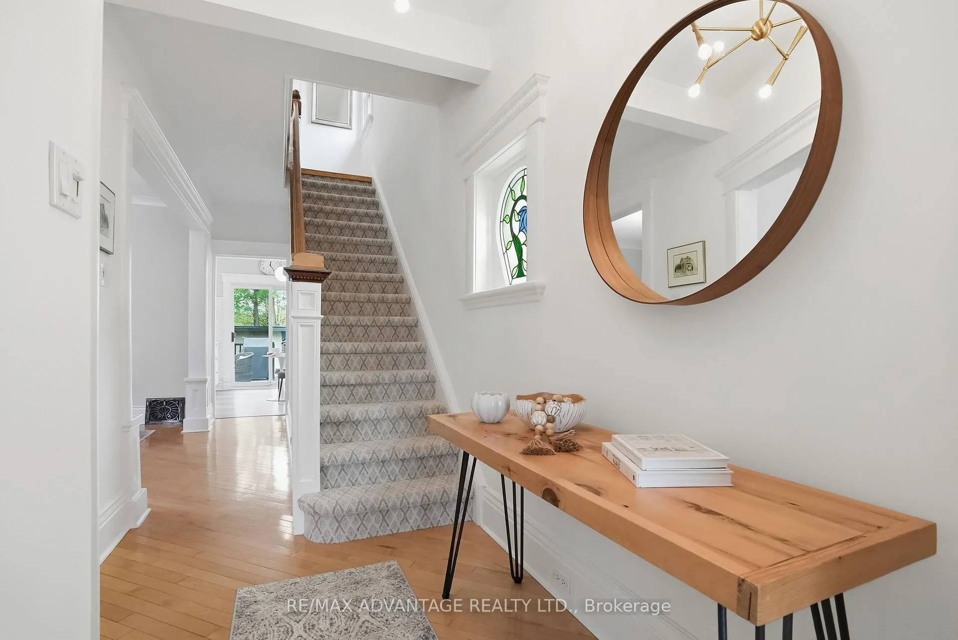 Photo 9 of 124 Windsor Avenue, London, South F — HOMEH