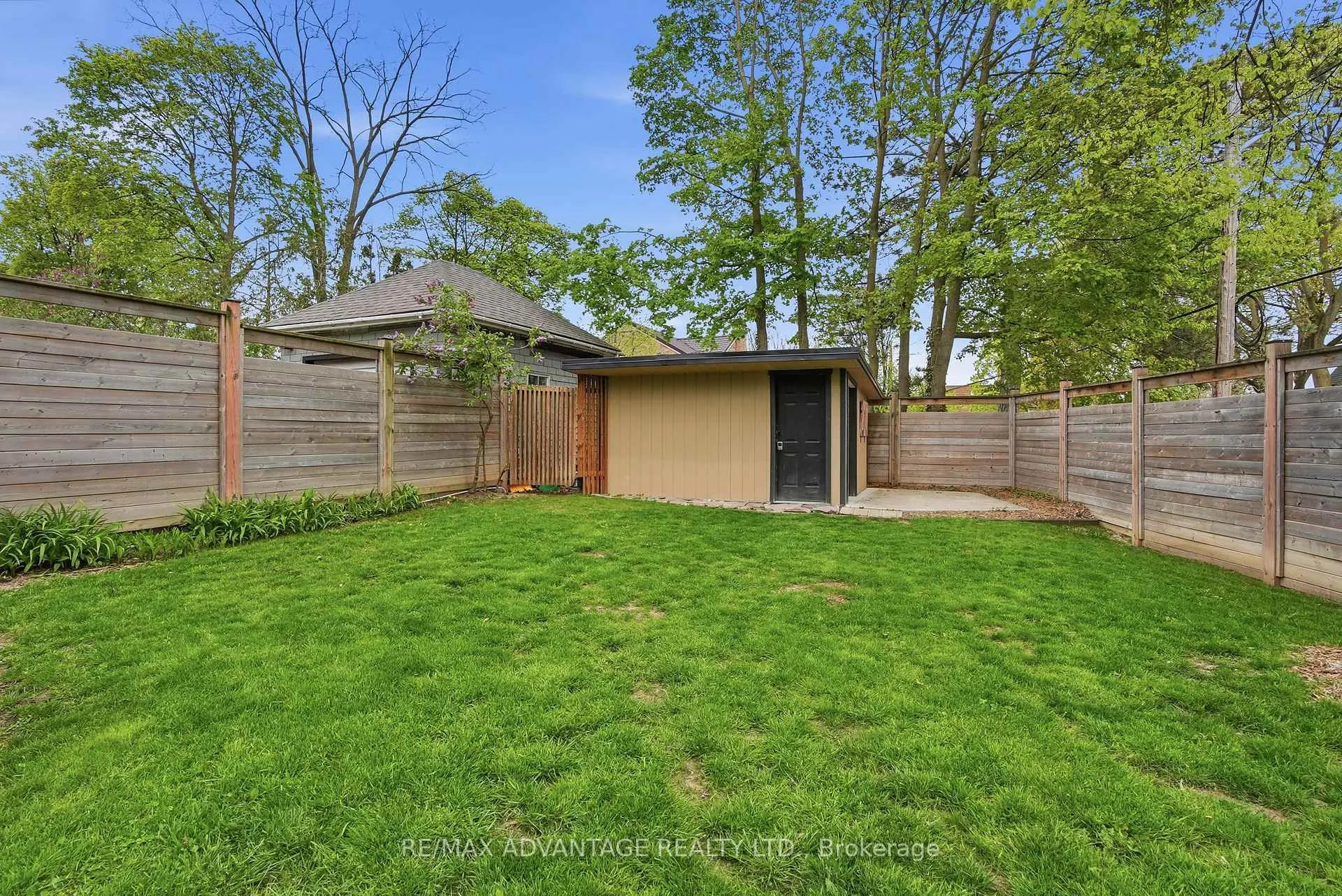 Photo 39 of 124 Windsor Avenue, London, South F — HOMEH
