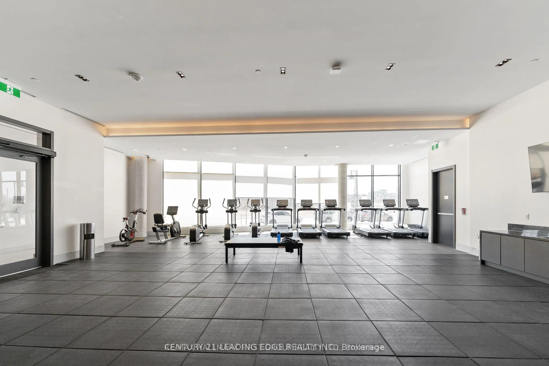 Photo 11 of Unit 103, 38 Water Walk Drive, Markham, Unionville — HOMEH