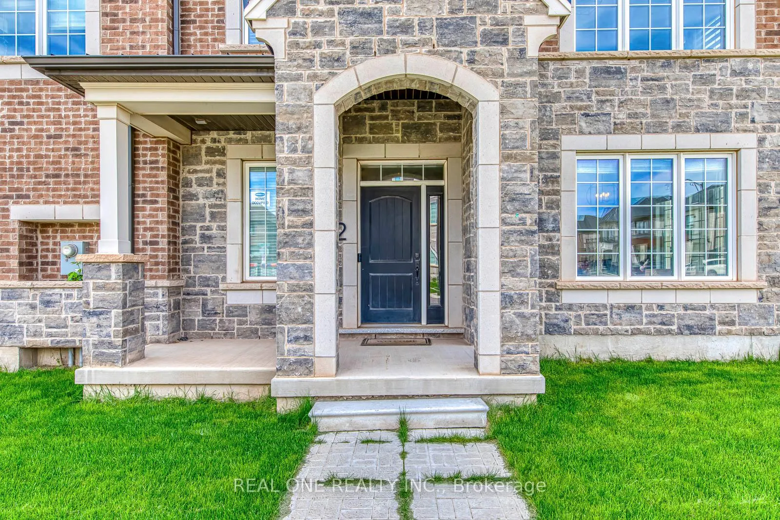 Photo 2 of 1402 Lakeport Crescent, Oakville, Joshua Meadows — HOMEH