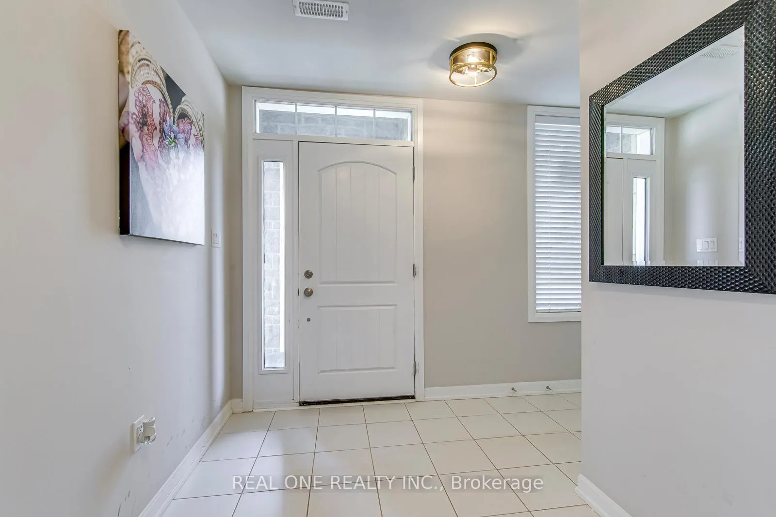 Photo 3 of 1402 Lakeport Crescent, Oakville, Joshua Meadows — HOMEH