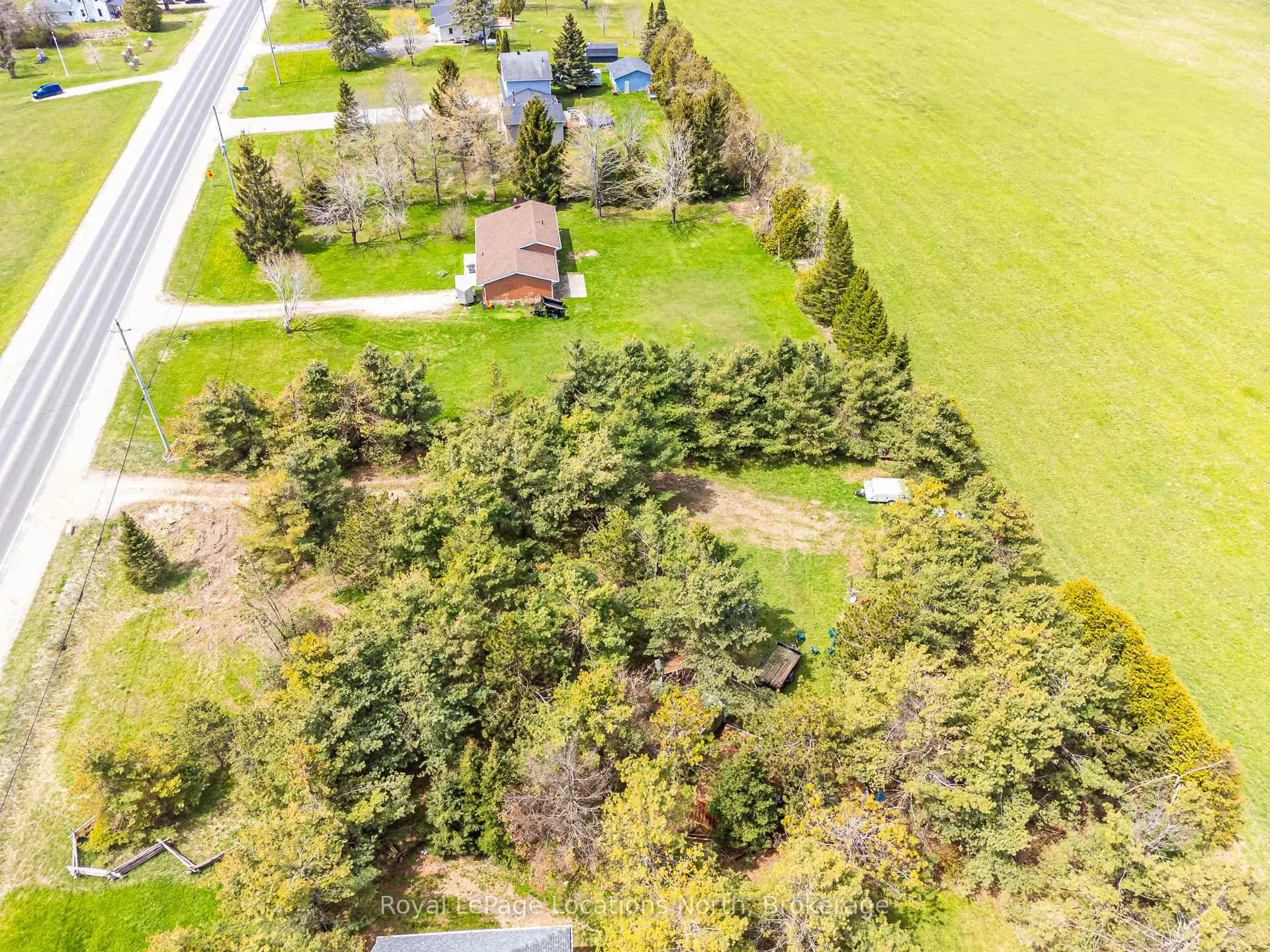 Photo 10 of 1086 County 124 Road, Clearview, Rural Clearview — HOMEH