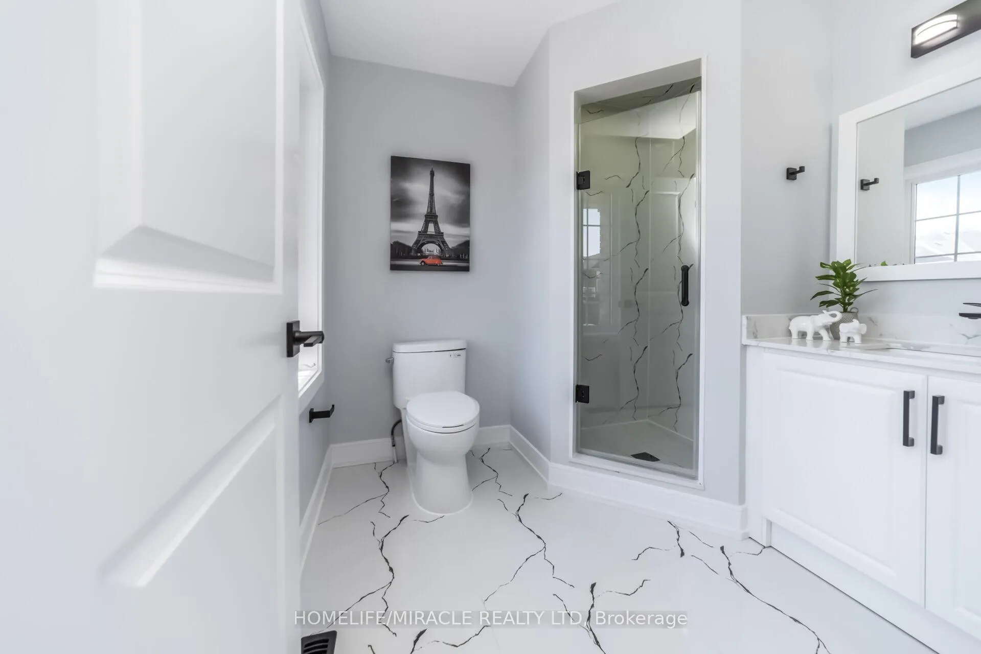 Photo 25 of 5 Cherryplum Way, Brampton, Bramalea North Industrial — HOMEH