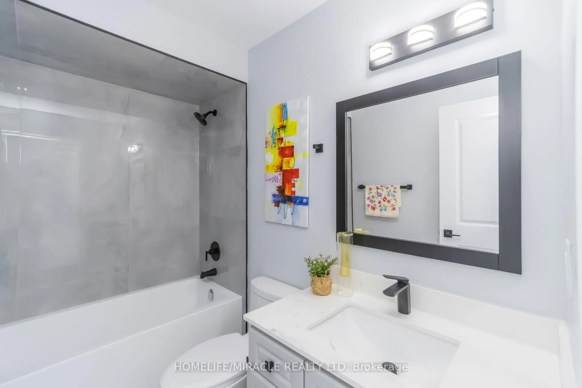 Photo 34 of 5 Cherryplum Way, Brampton, Bramalea North Industrial — HOMEH