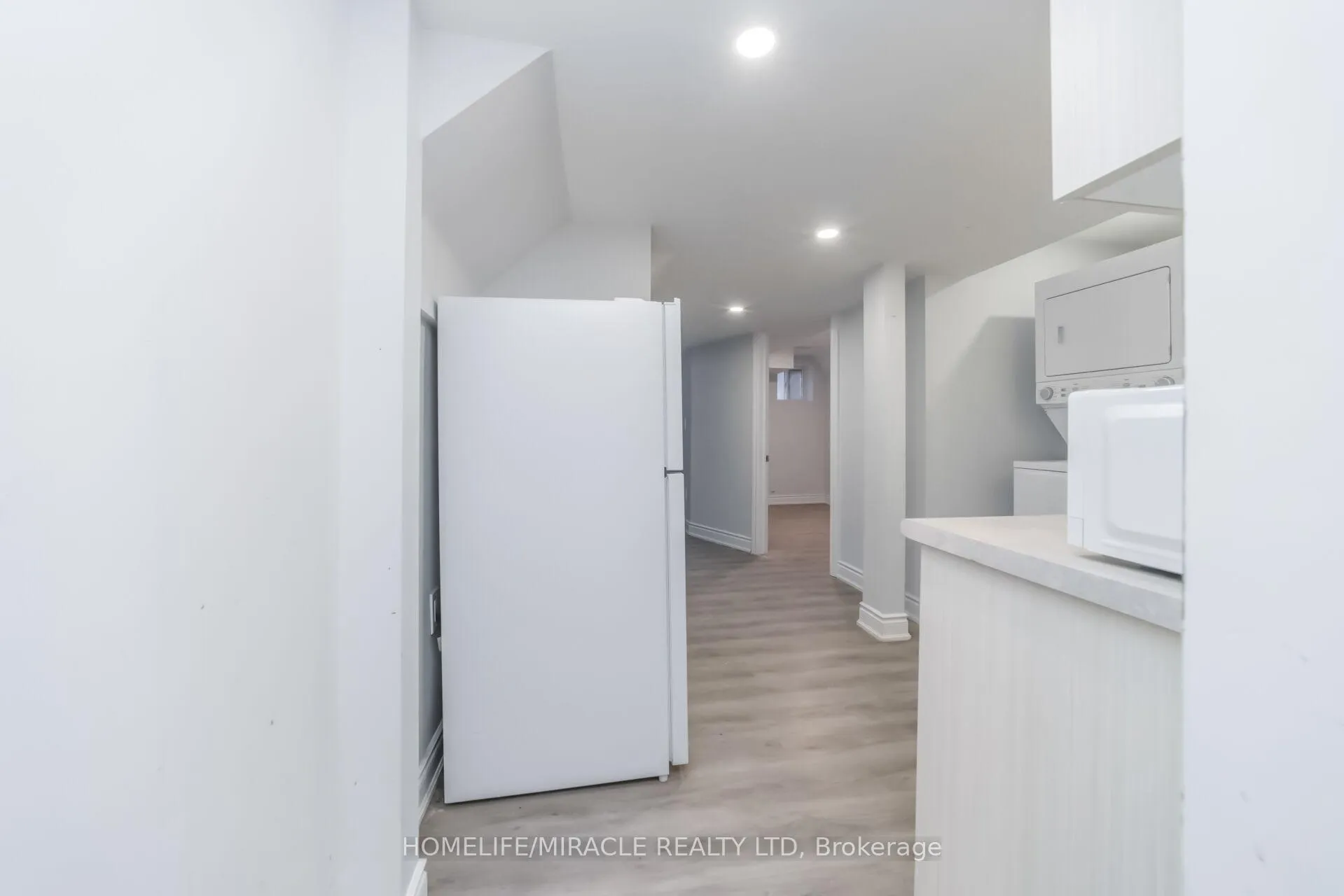 Photo 37 of 5 Cherryplum Way, Brampton, Bramalea North Industrial — HOMEH