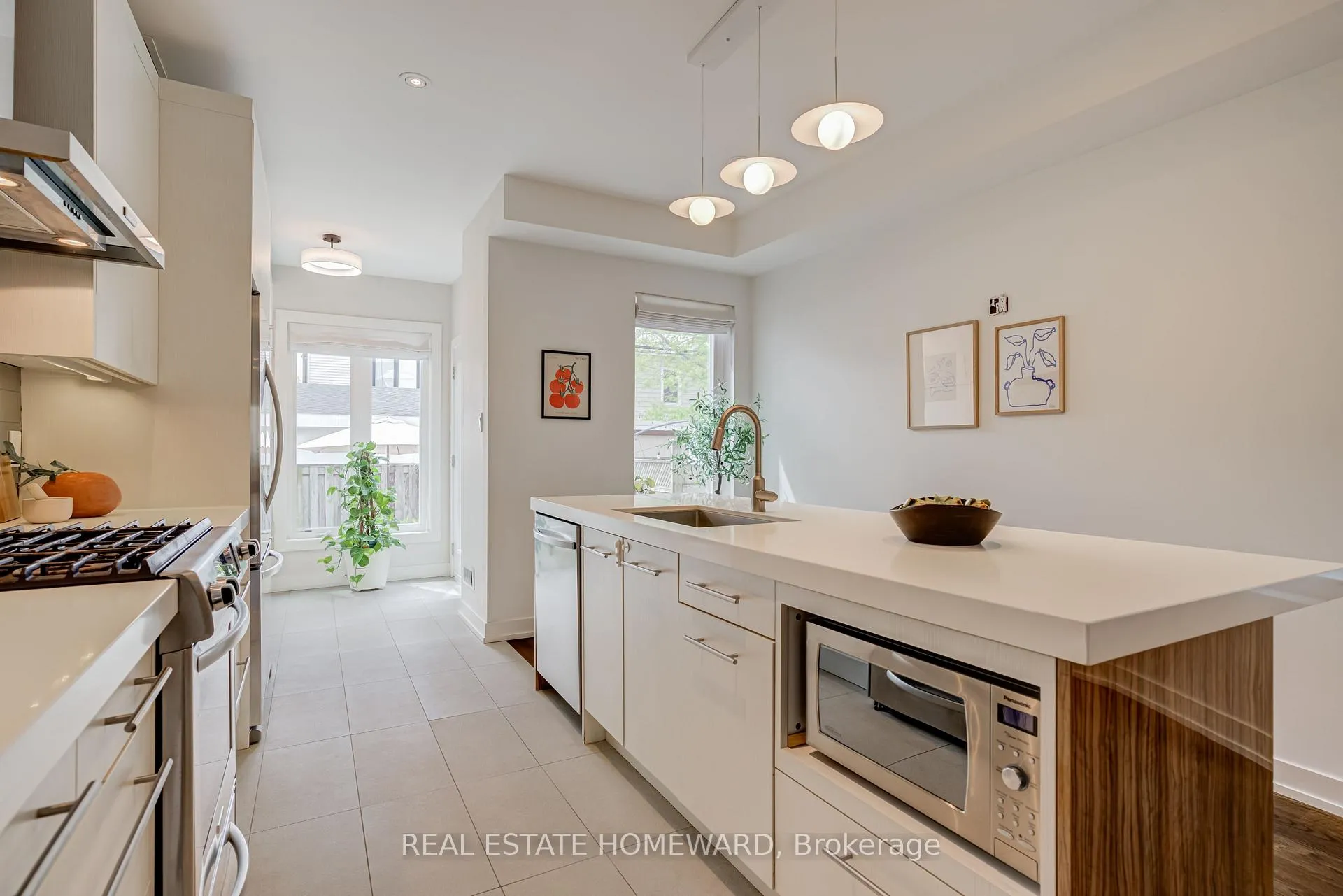 Photo 10 of 44 Ashdale Avenue, Toronto, Greenwood-Coxwell — HOMEH